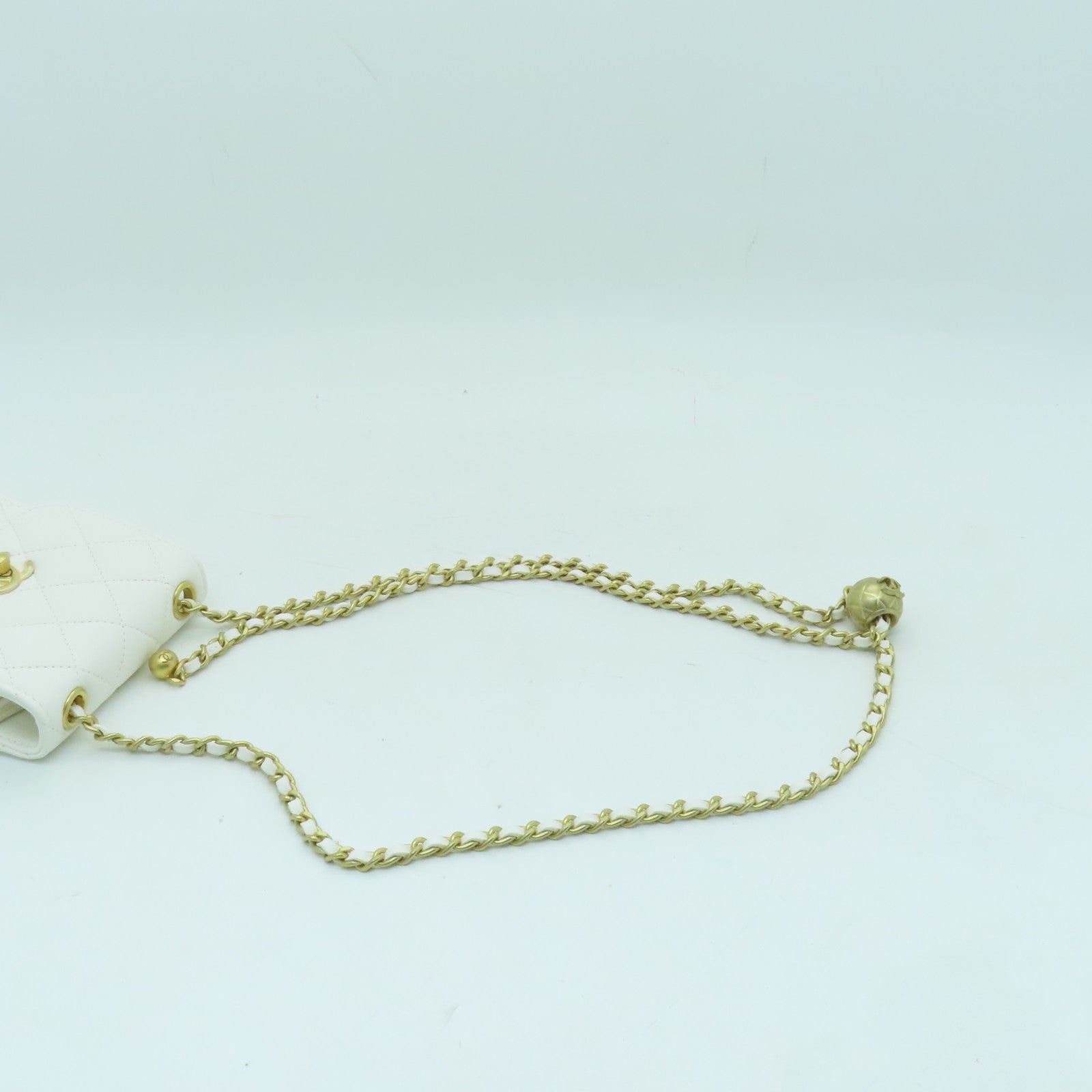 CHANEL 菱格羊皮皮革Chain Shoulder Bag金扣鏈帶肩背袋白色