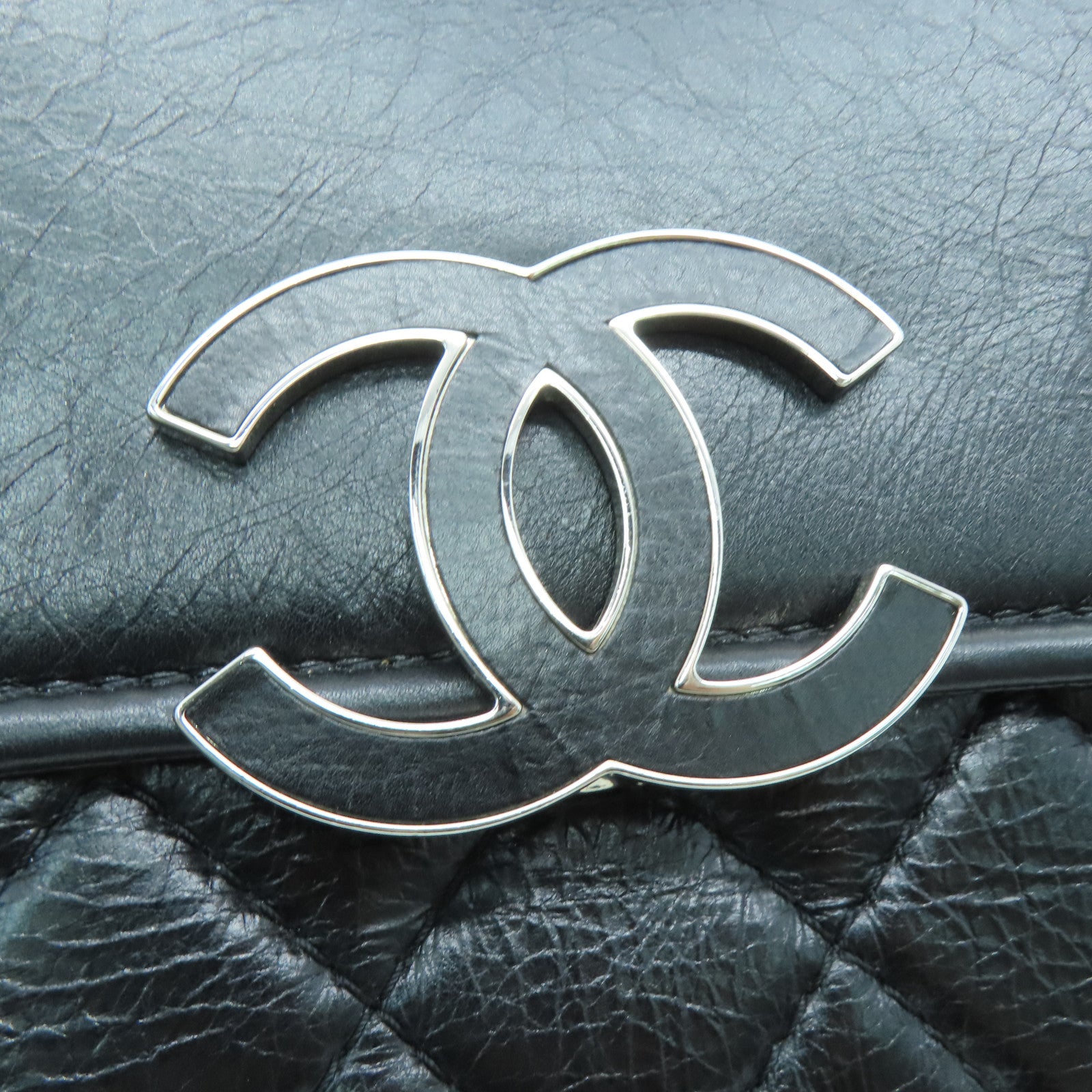 CHANEL 【激减优惠】Agedcalf皮革Shoulder Bag肩背袋黑色