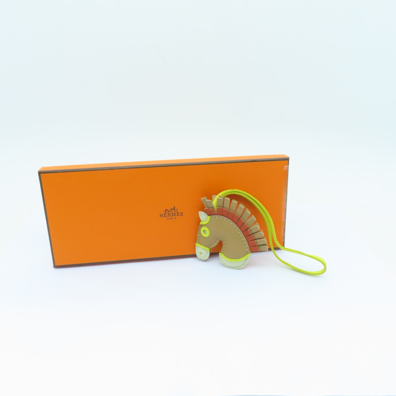 HERMES Swift皮革Horse Charm掛飾棕色/白色/黃色