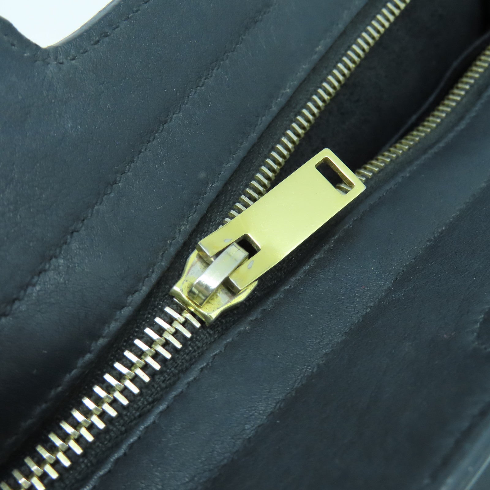 YVES SAINT LAURENT 牛皮皮革2 Way Shoulder Bag金扣手挽肩背兩用袋黑色