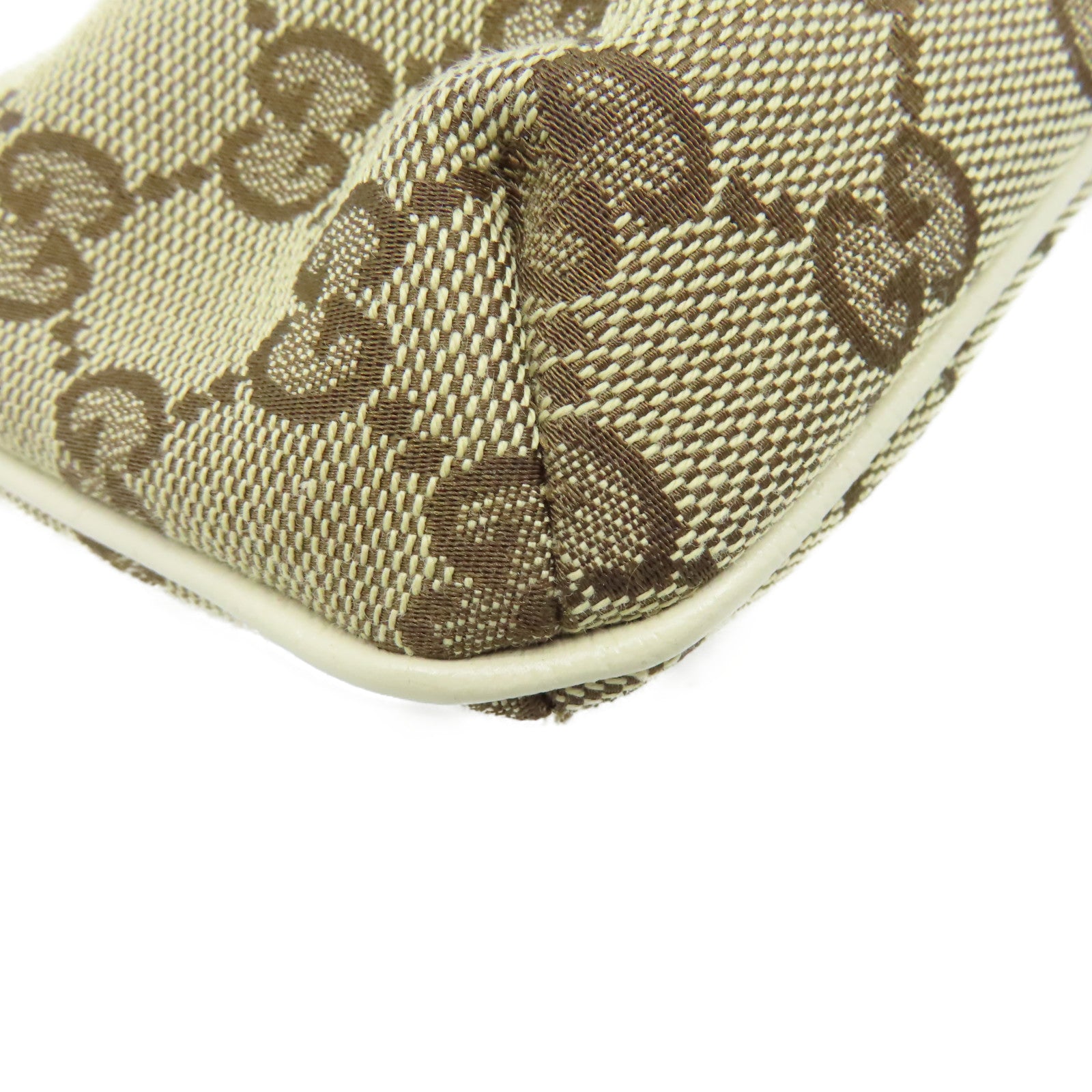 GUCCI 【激減優惠】GG帆布Pouch手拿包啡色/米白色