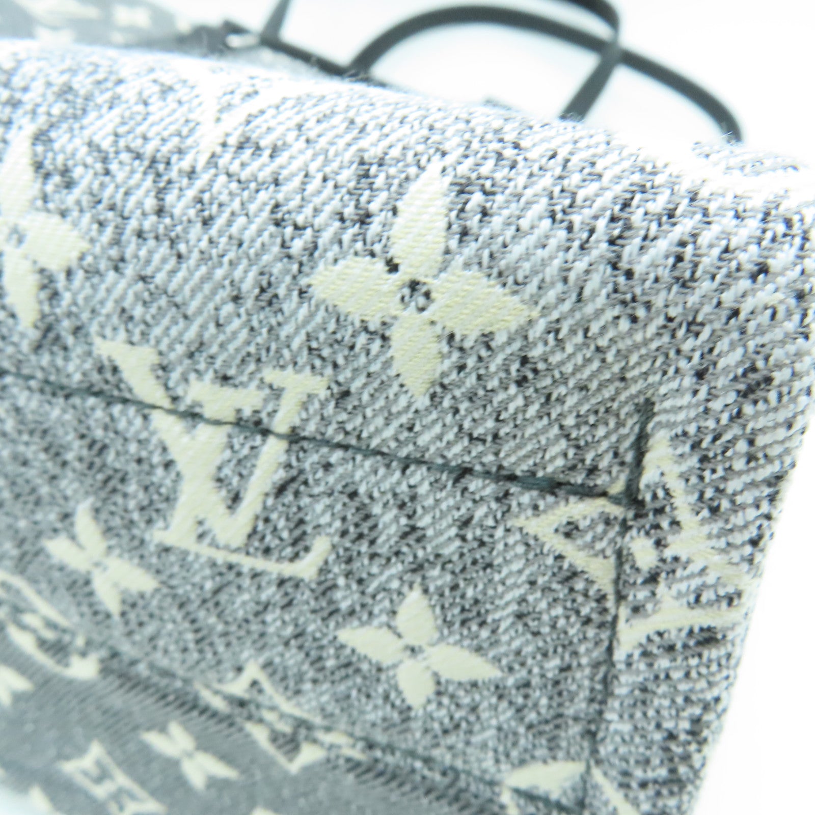LOUIS VUITTON Monogram Jacqaurd Denim Onthego MM銀扣手挽肩背兩用袋黑色