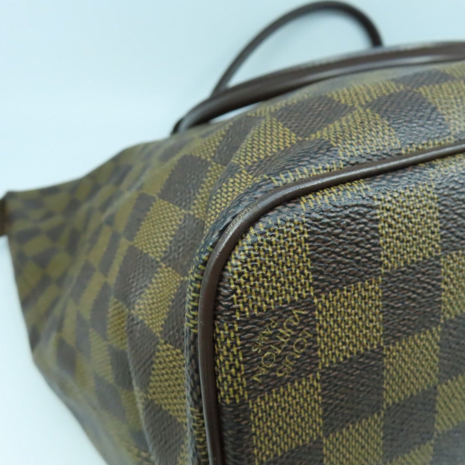 LOUIS VUITTON Damier Ebene Saleya MM金扣手挽袋啡色