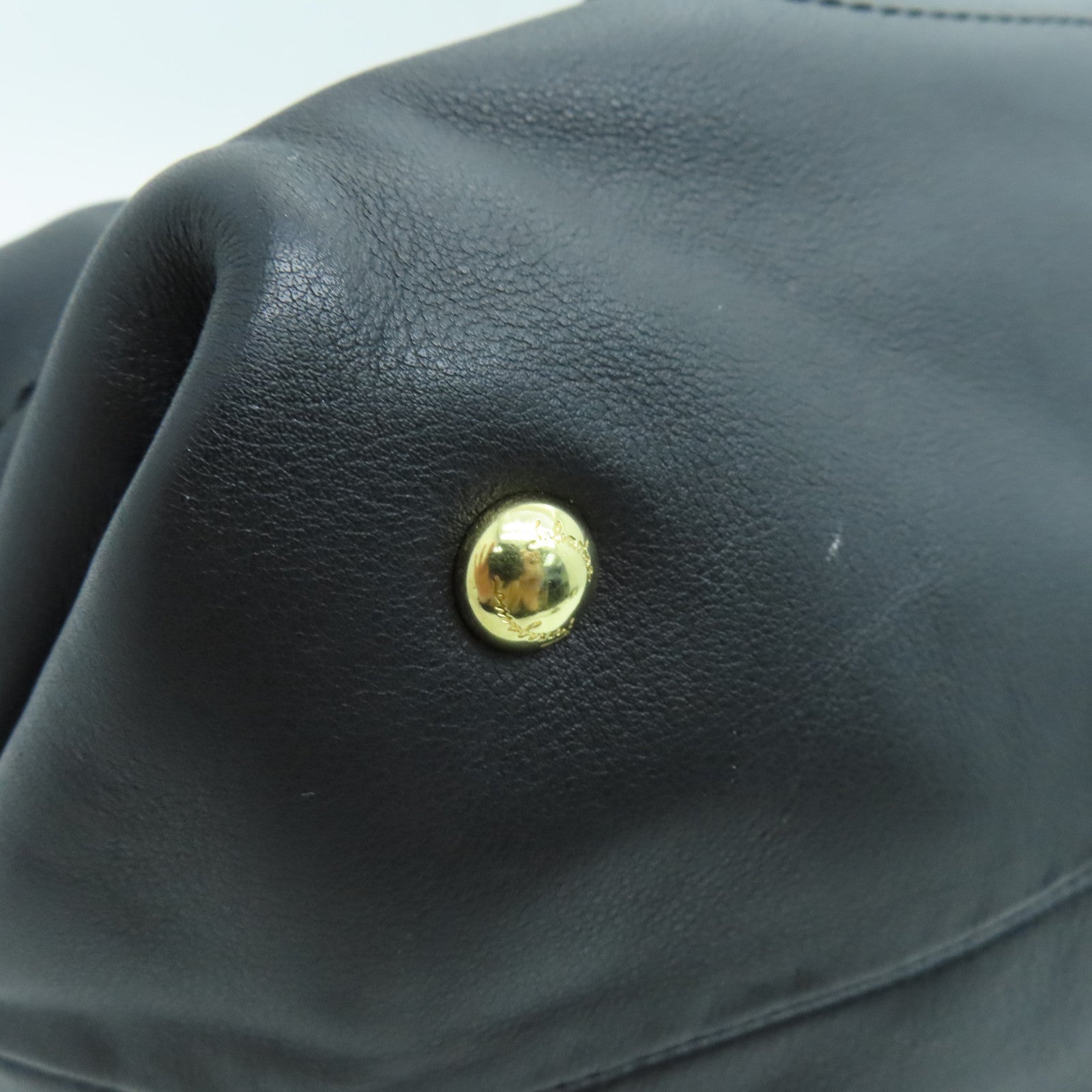 Salvatore Ferragamo 牛皮皮革Shoulder Bag金扣肩背袋黑色