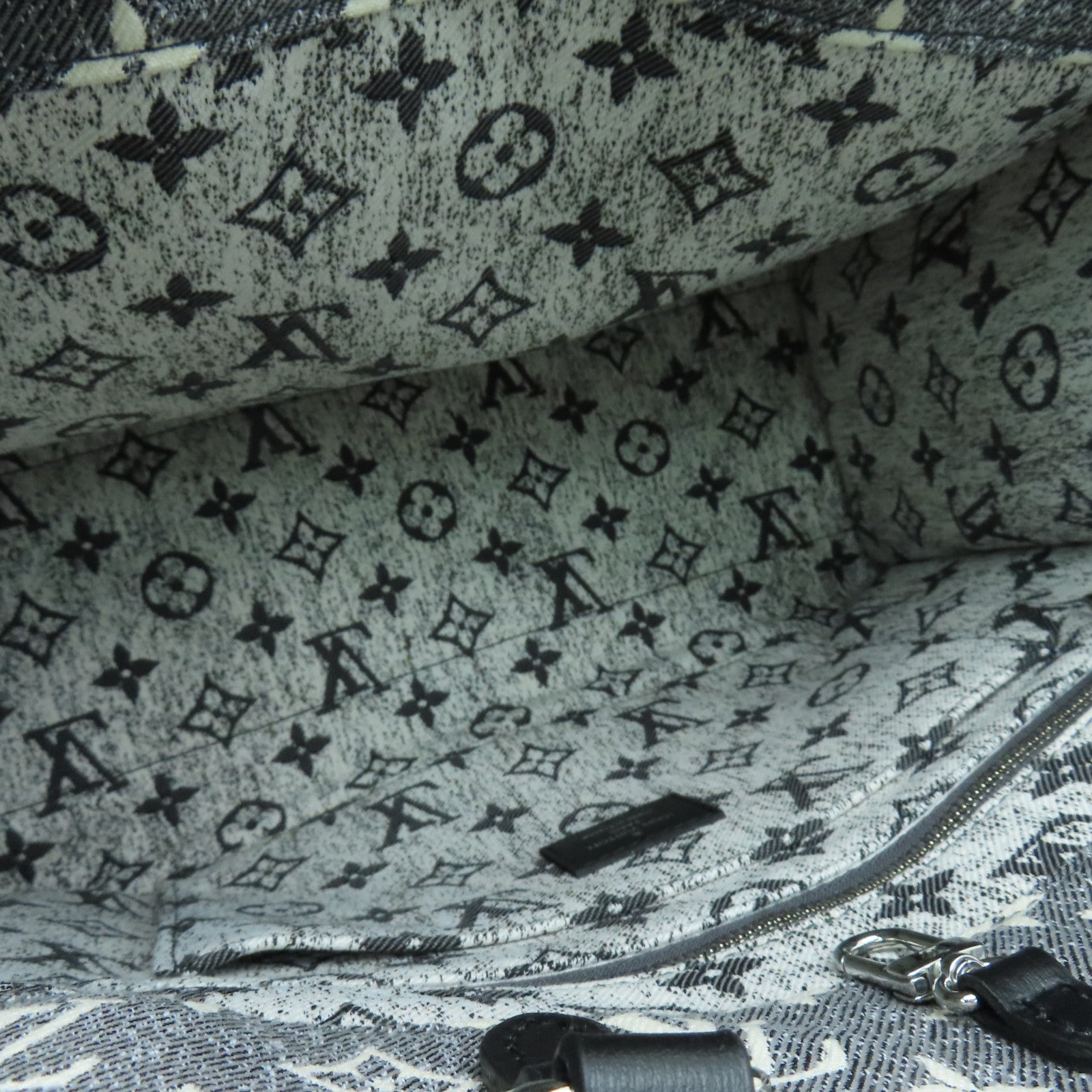 LOUIS VUITTON Monogram Jacqaurd Denim Onthego MM銀扣手挽肩背兩用袋黑色