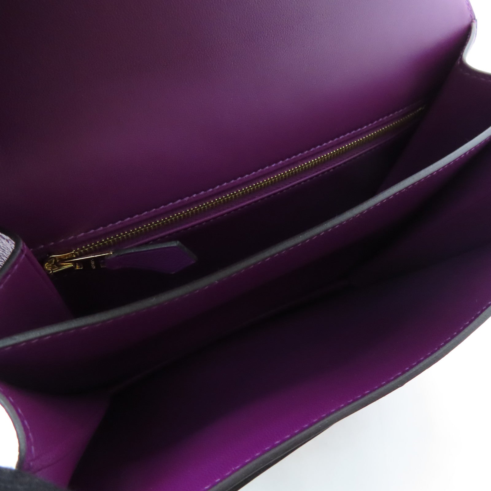 HERMES Evercolor Leather 2002-20 Gold Buckle Shoulder Bag Purple