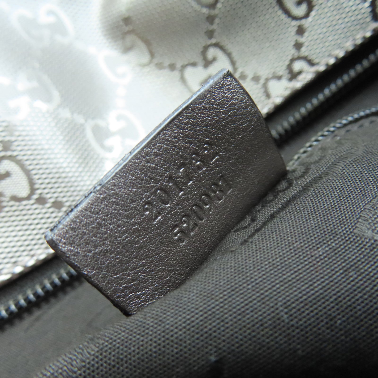GUCCI coated canvas Shoulder Bag silver buckle shoulder bag light brown