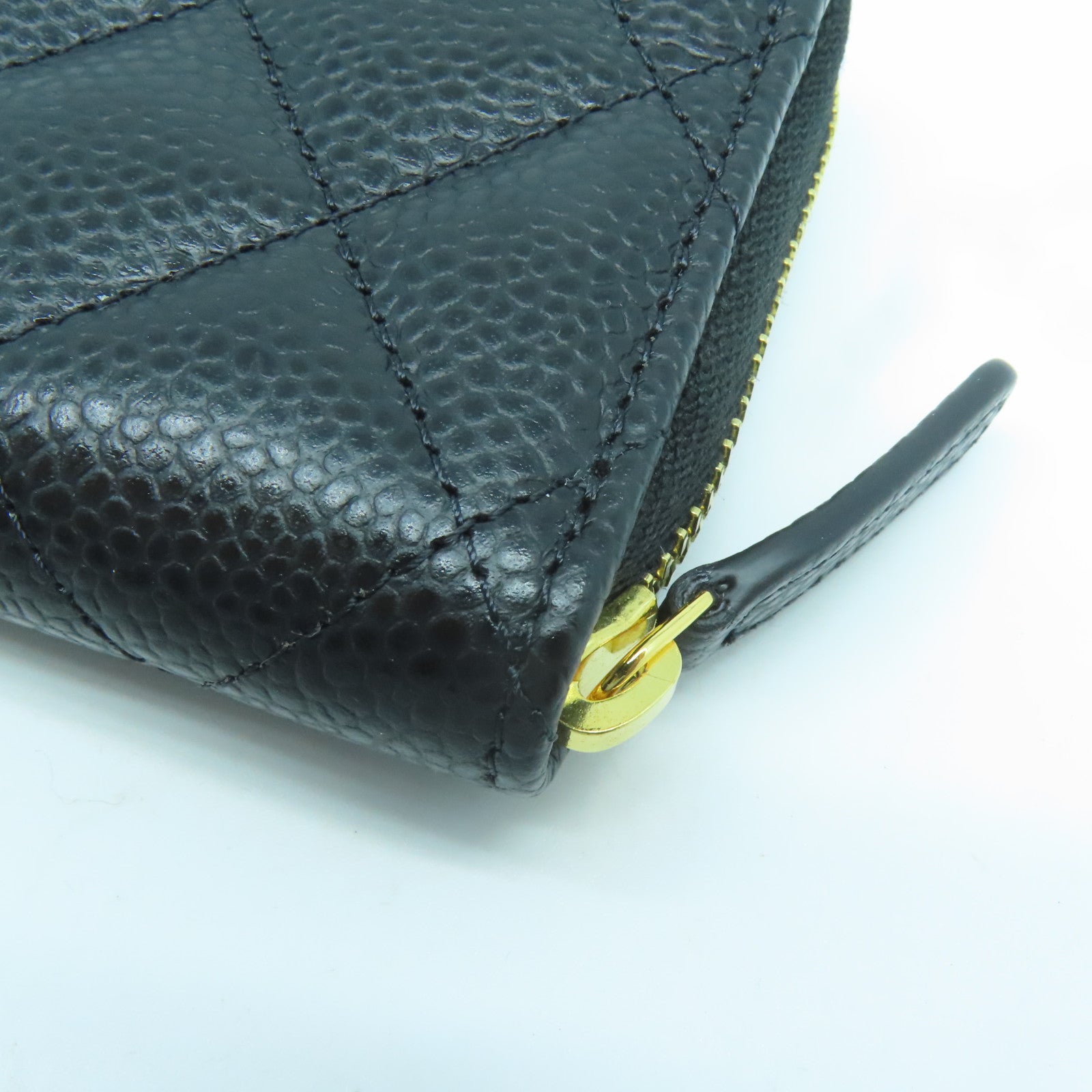 CHANEL 菱格Caviar皮革Card Case金扣卡片套黑色