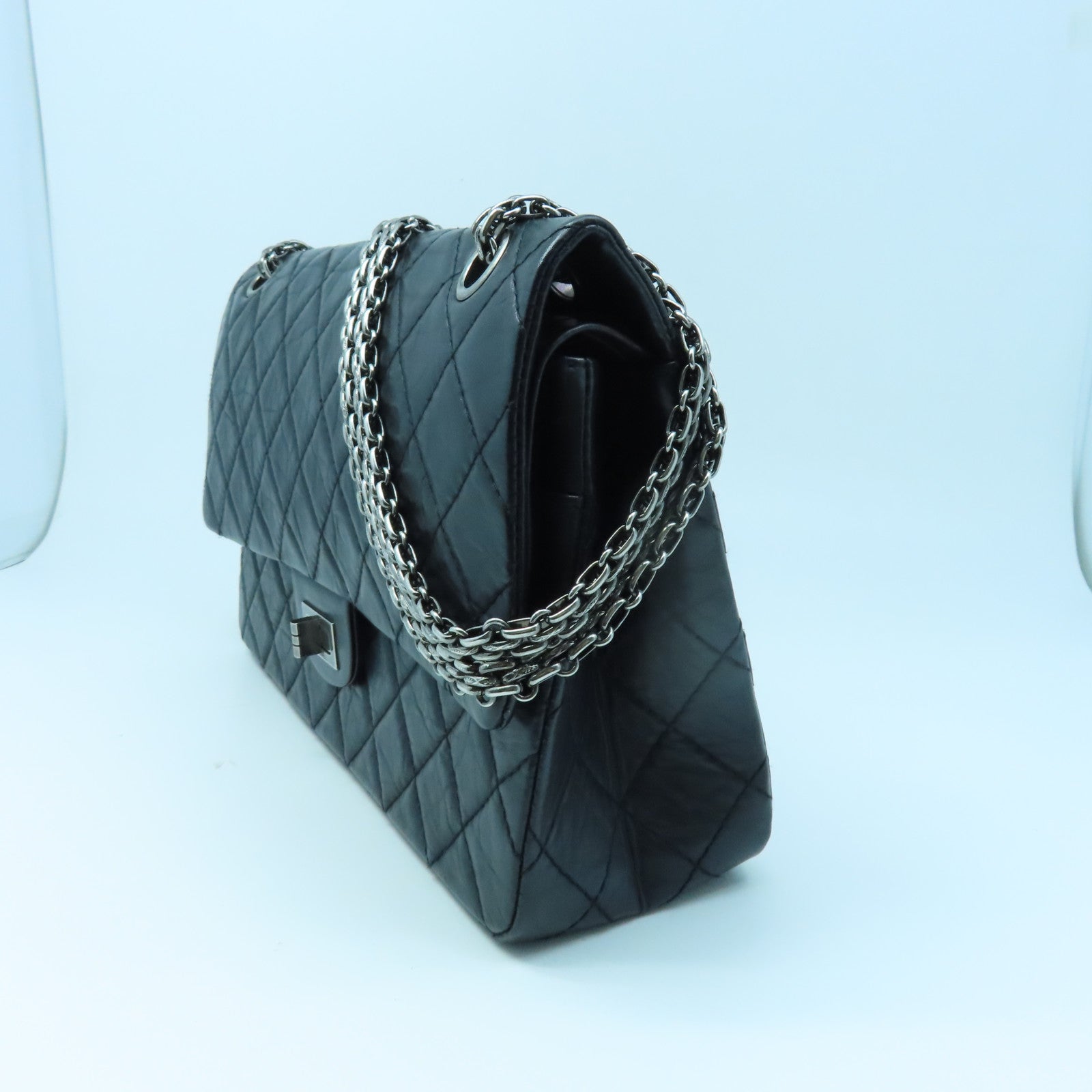 CHANEL 菱格牛皮皮革2.55 Chain Shoulder銀扣鏈帶肩背袋黑色