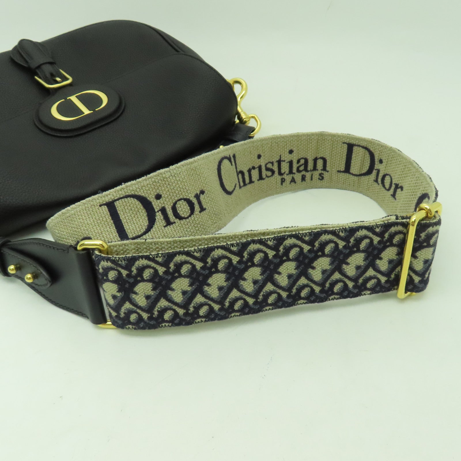 Dior 牛皮皮革Bobby金扣肩背袋黑色