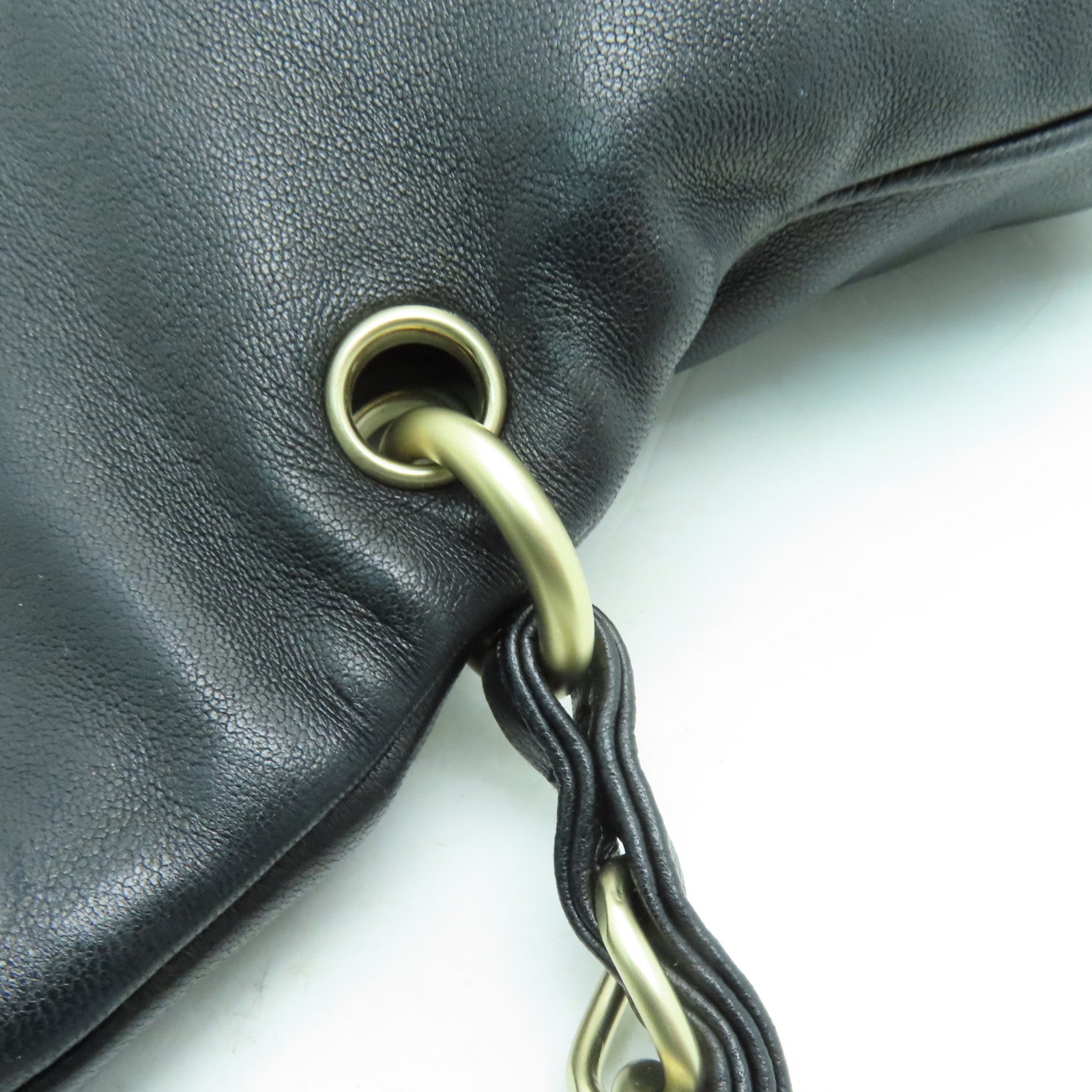 CHANEL 羊皮皮革Chain Shoulder金扣鏈帶肩背袋黑色