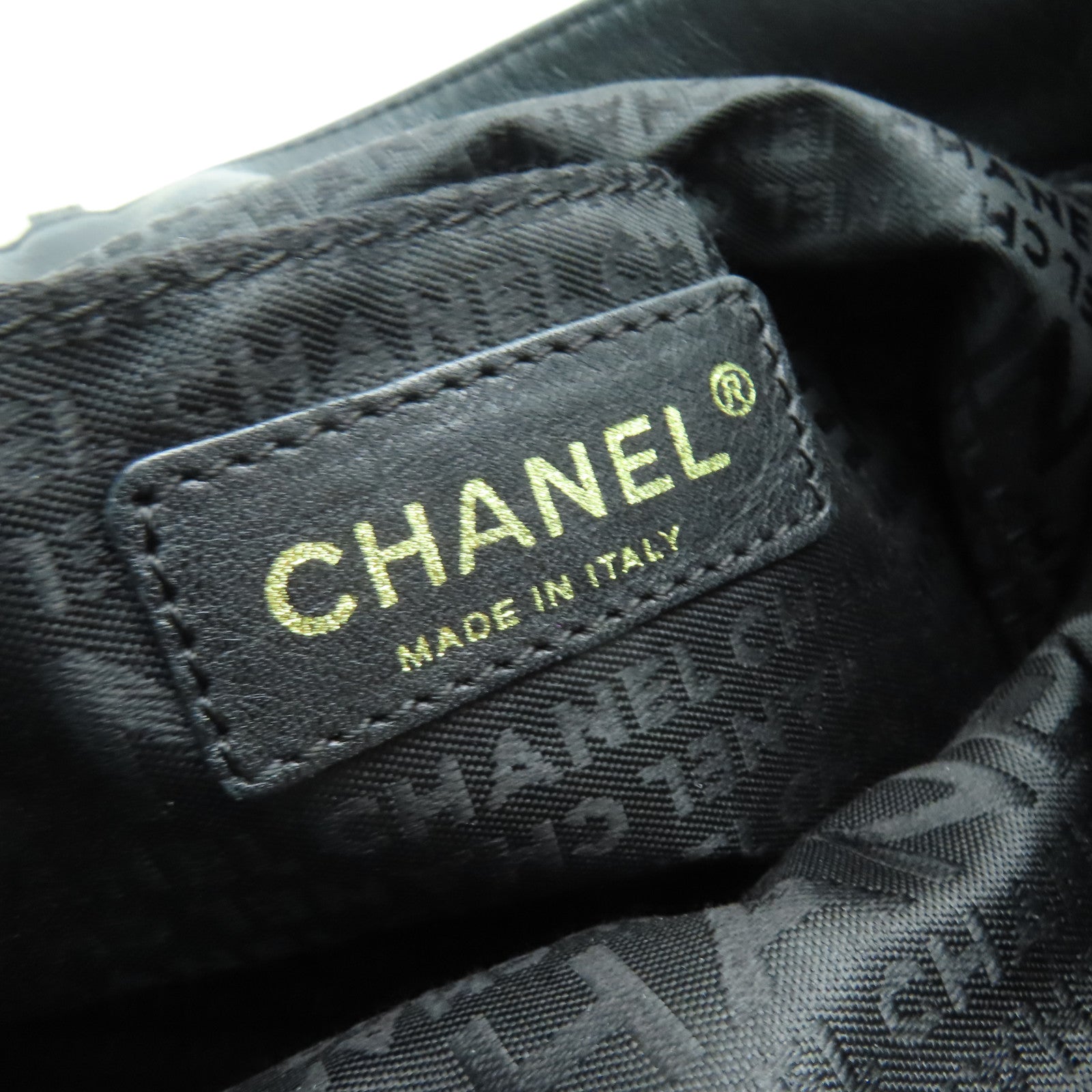 CHANEL 羊皮皮革Chain Shoulder金扣鏈帶肩背袋黑色