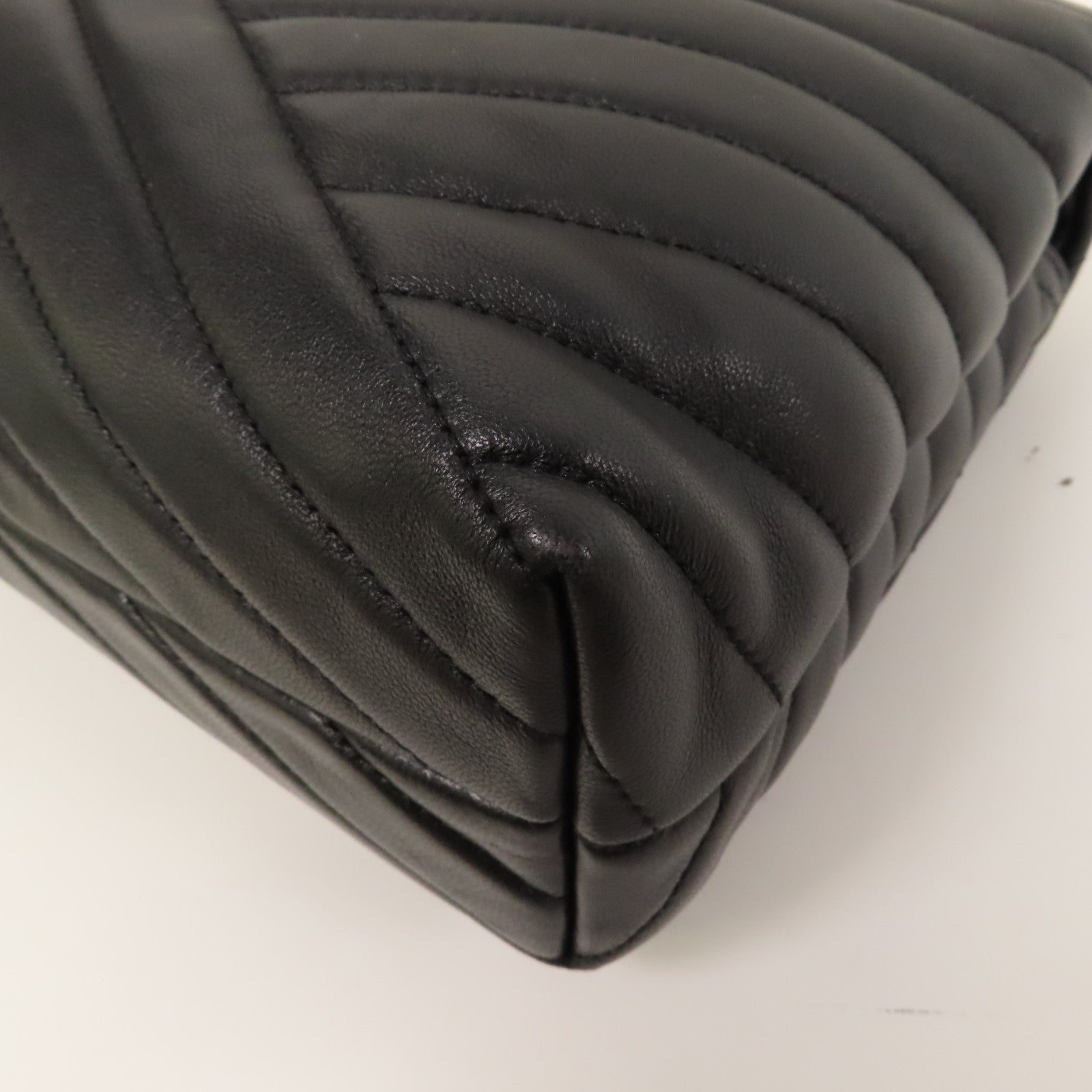 Tory Burch 牛皮皮革Shoulder Bag金扣鏈帶肩背袋黑色