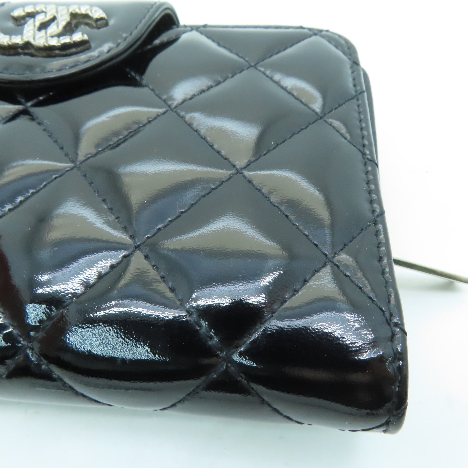 CHANEL 【激减优惠】菱格漆皮皮革Wallet银扣钱包黑色