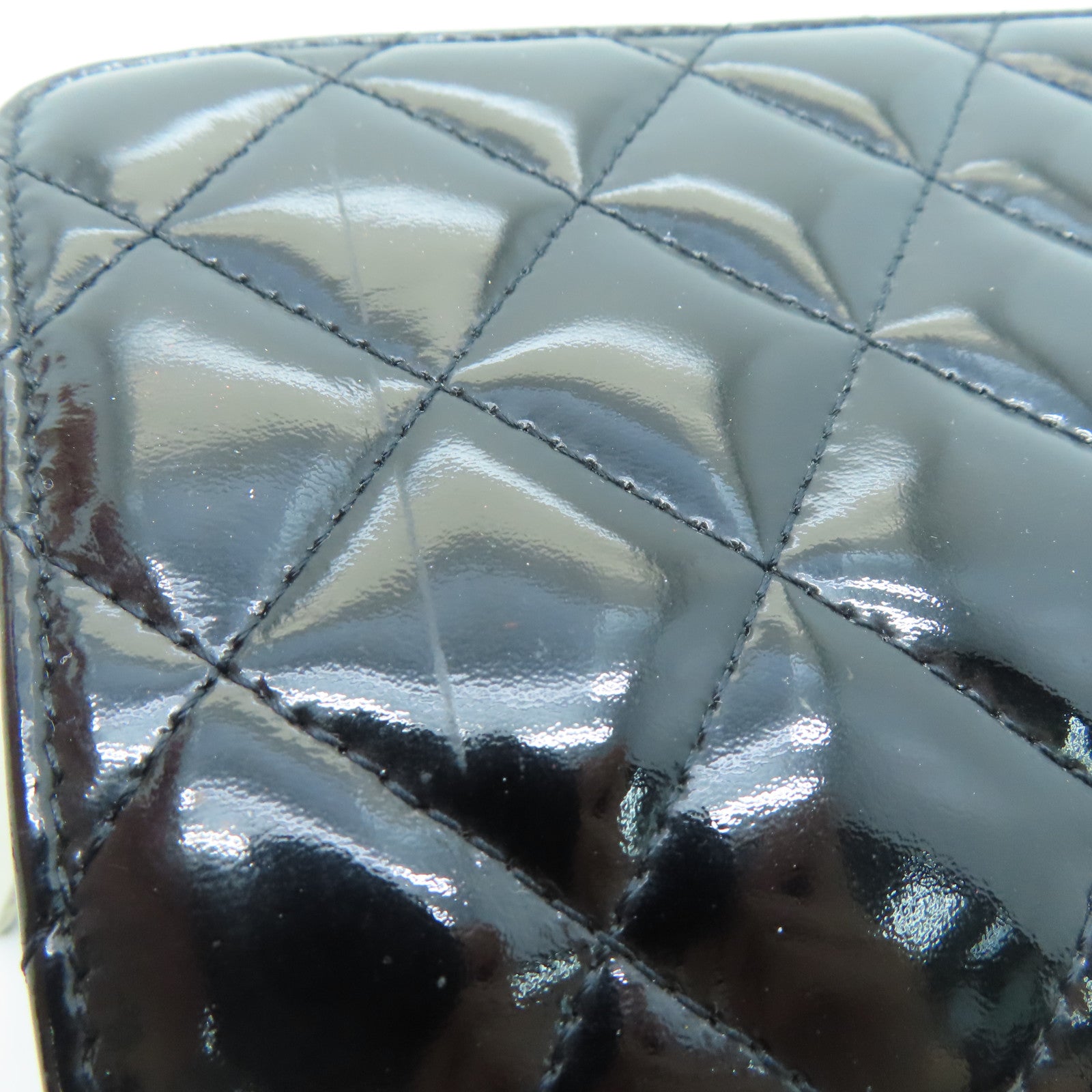 CHANEL 【激减优惠】菱格漆皮皮革Wallet银扣钱包黑色