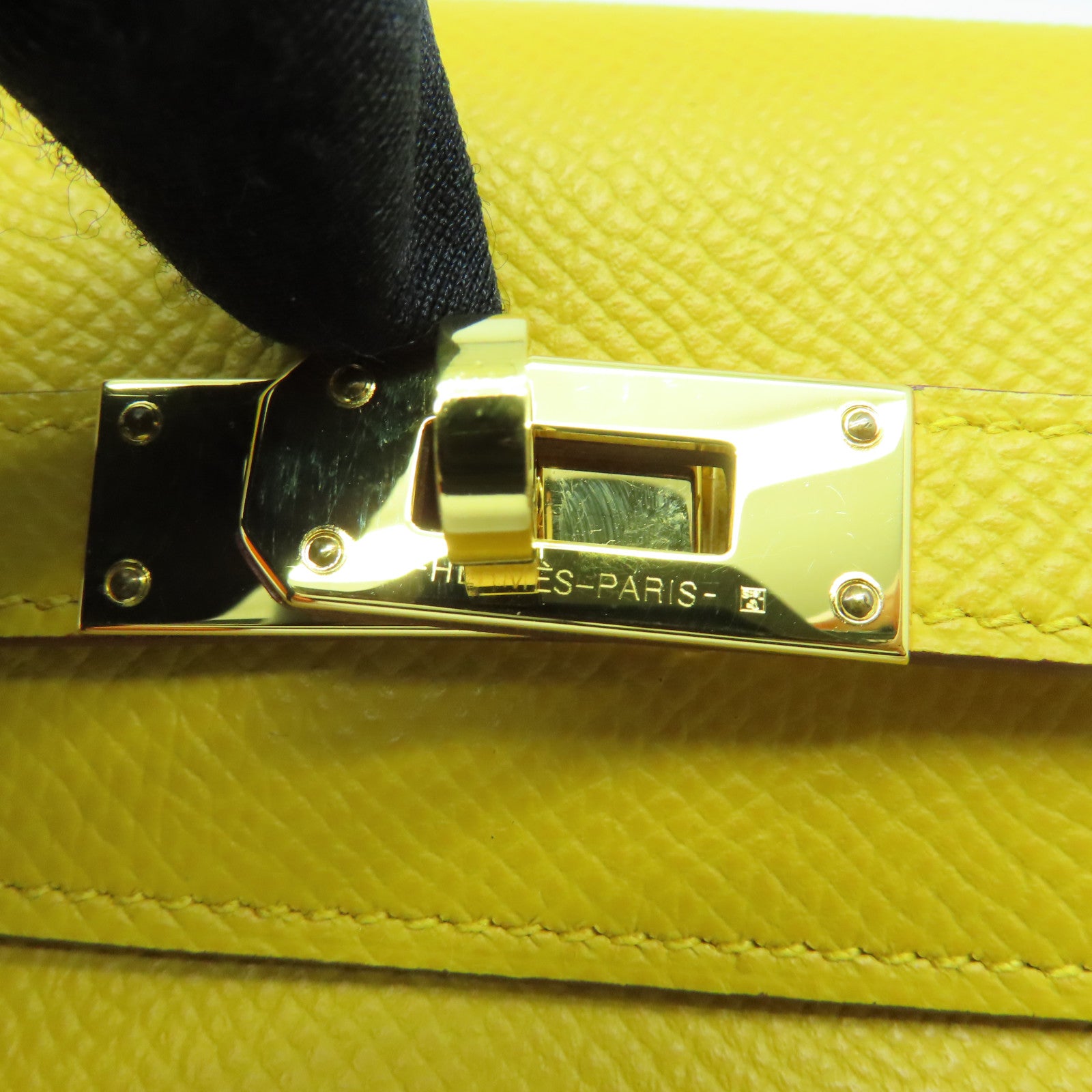 HERMES Epsom皮革Kelly Depliant金扣錢包Jaune Ambre/黃色