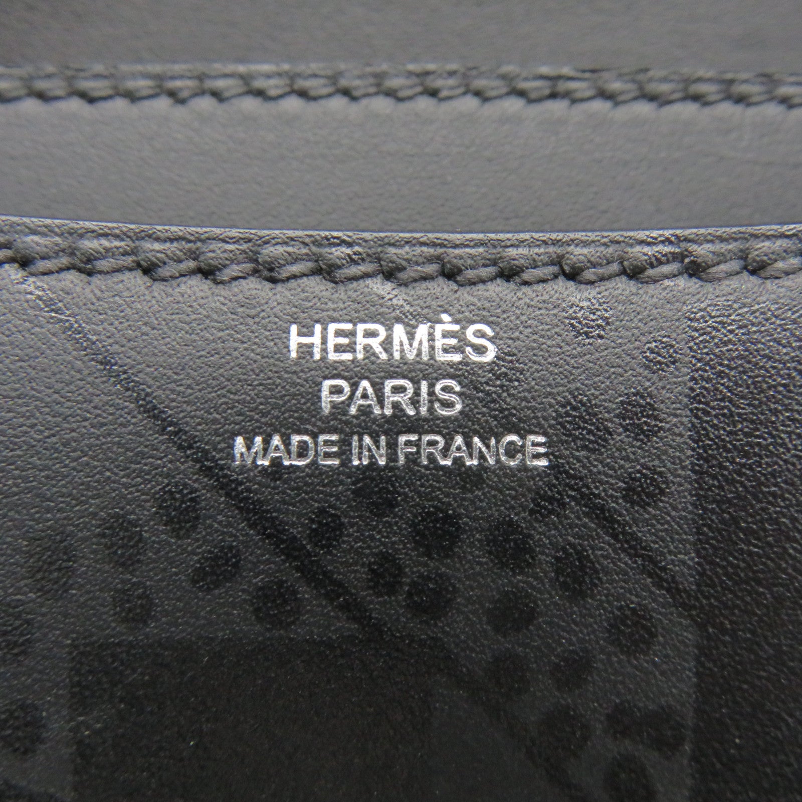 HERMES 牛皮皮革Mini Constance On A Summer Night银扣肩背袋Noir黑色