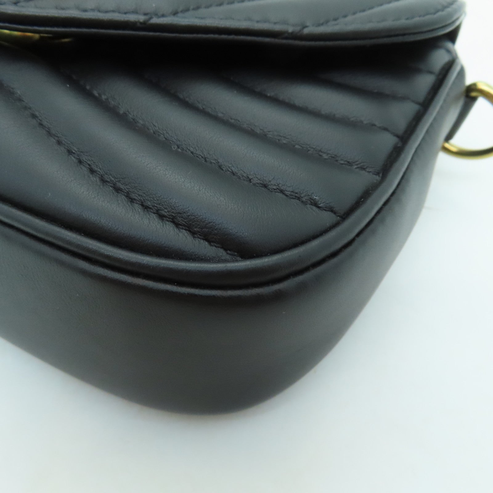 LOUIS VUITTON 牛皮皮革New Wave Multi-Pochette金扣肩背袋黑色