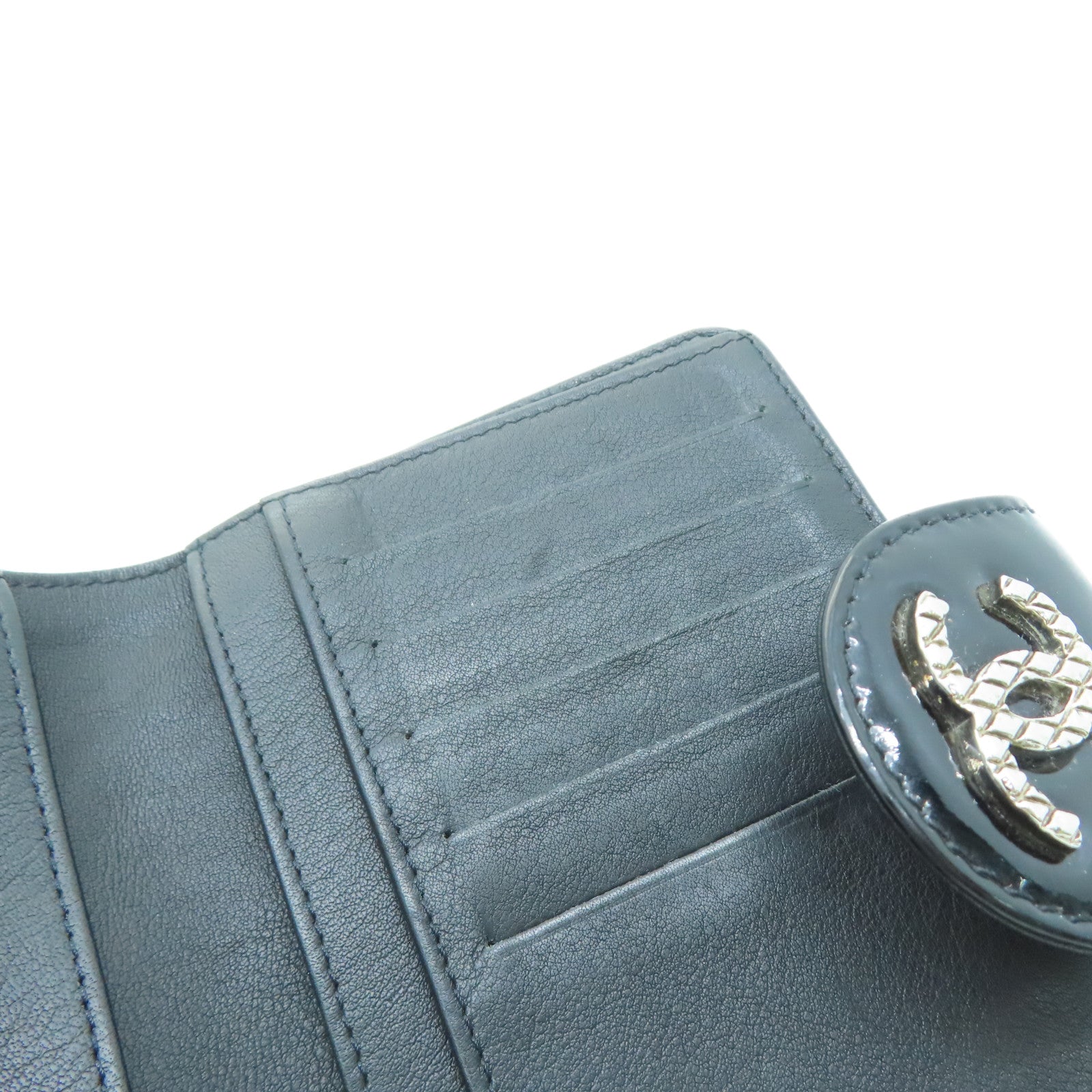 CHANEL 【激减优惠】菱格漆皮皮革Wallet银扣钱包黑色