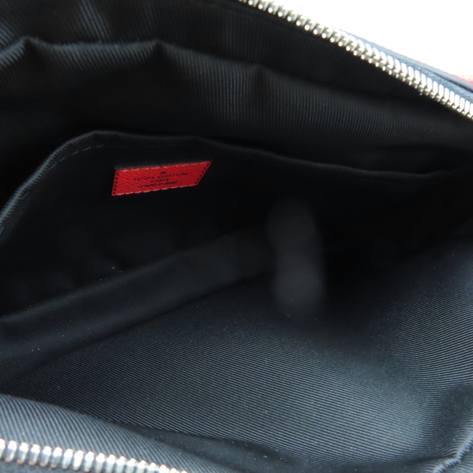 LOUIS VUITTON Monogram Outdoor Messenger銀扣肩背袋紅色