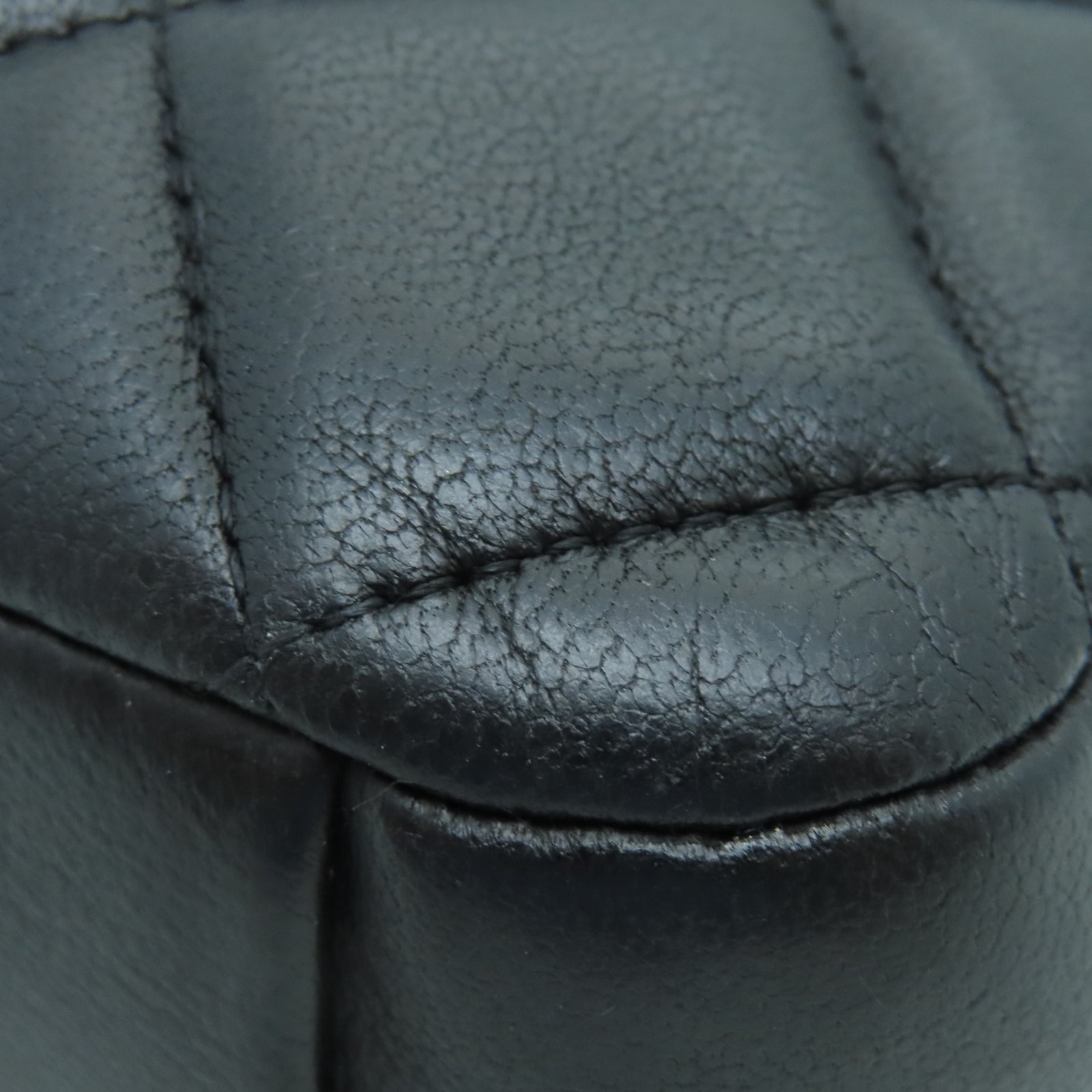 CHANEL 【激減優惠】菱格牛皮皮革Camera Bag金扣鏈帶肩背袋黑色