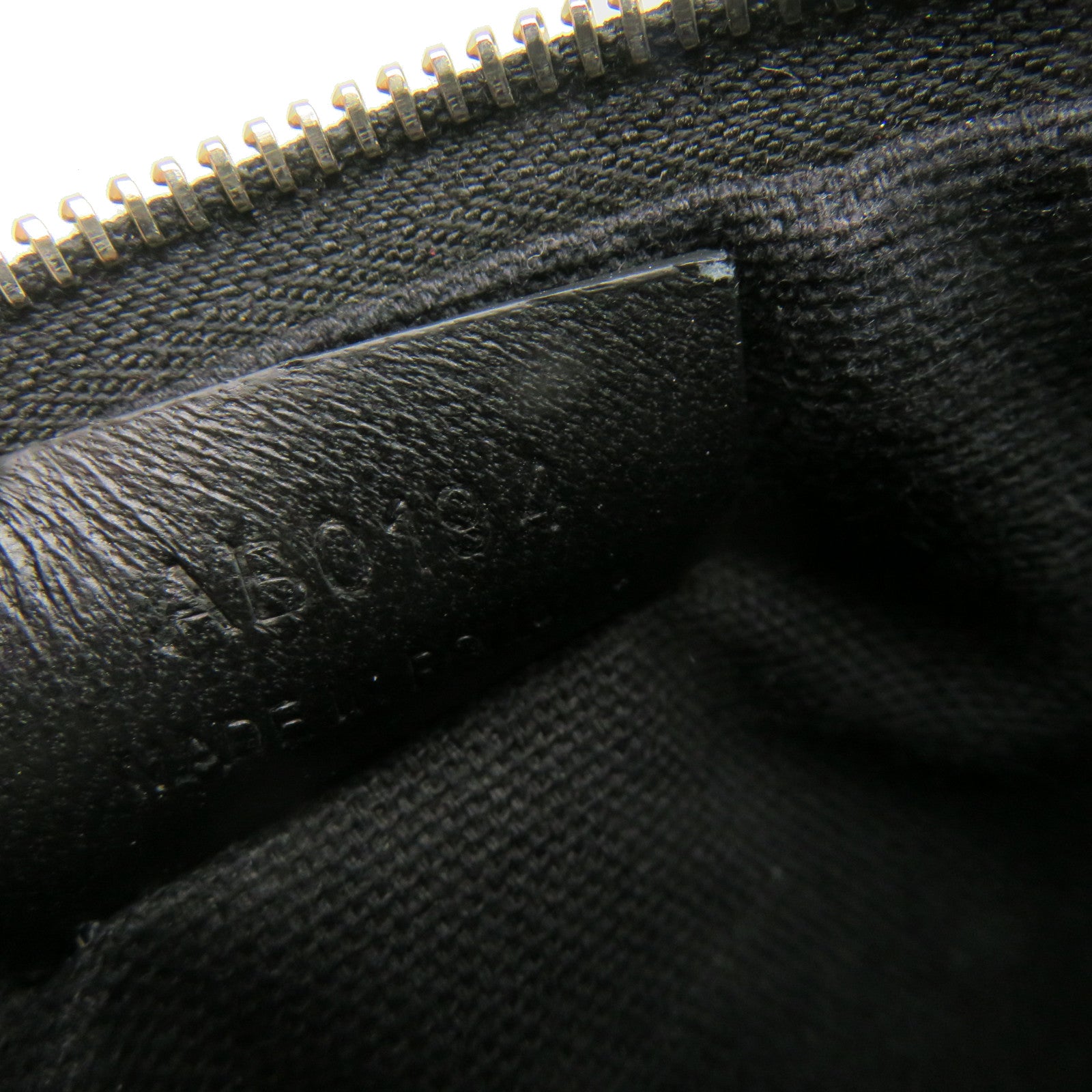 GIVENCHY 塗層皮革Favelas 74 Clutch手拿包黑色