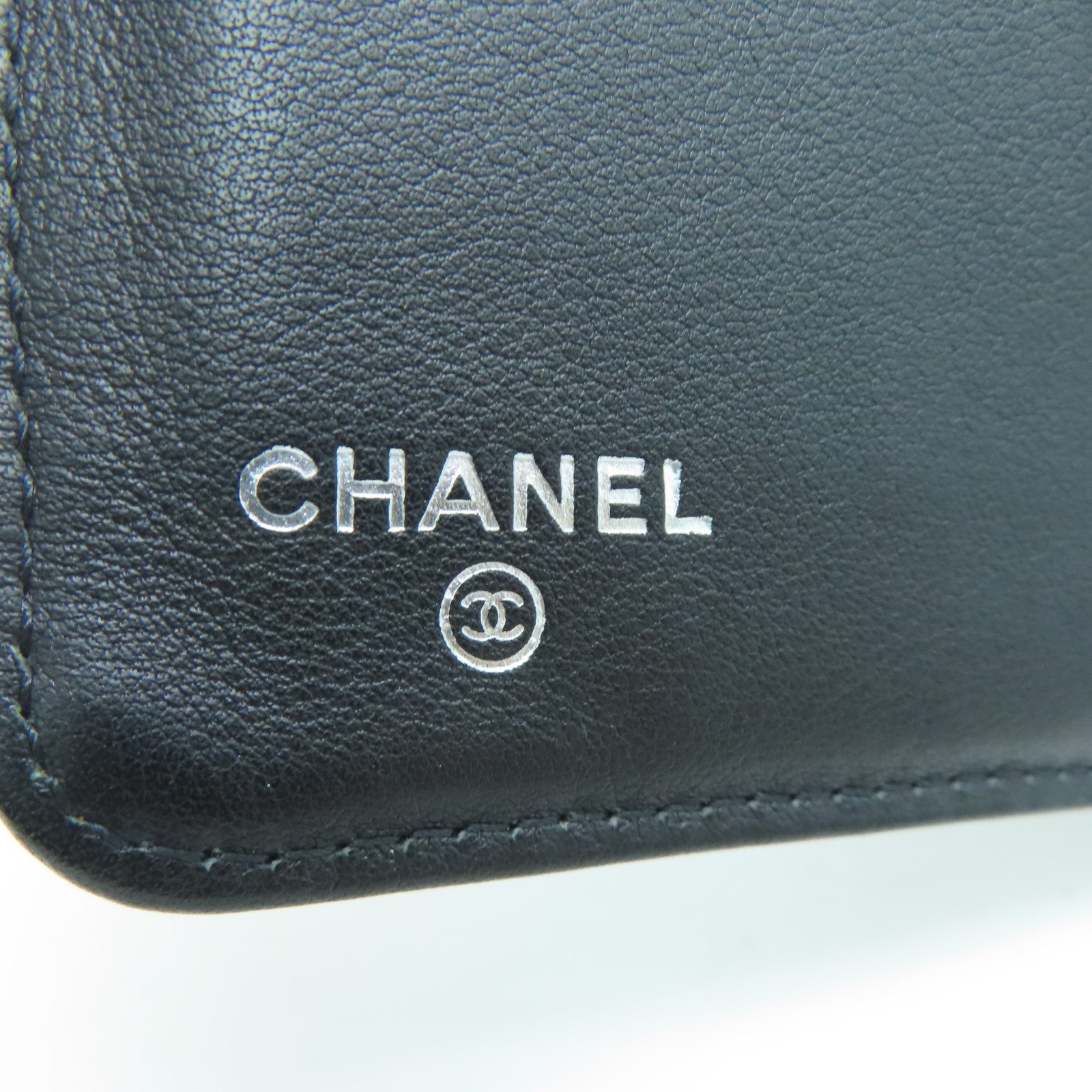 CHANEL 【激减优惠】菱格漆皮皮革Wallet银扣钱包黑色
