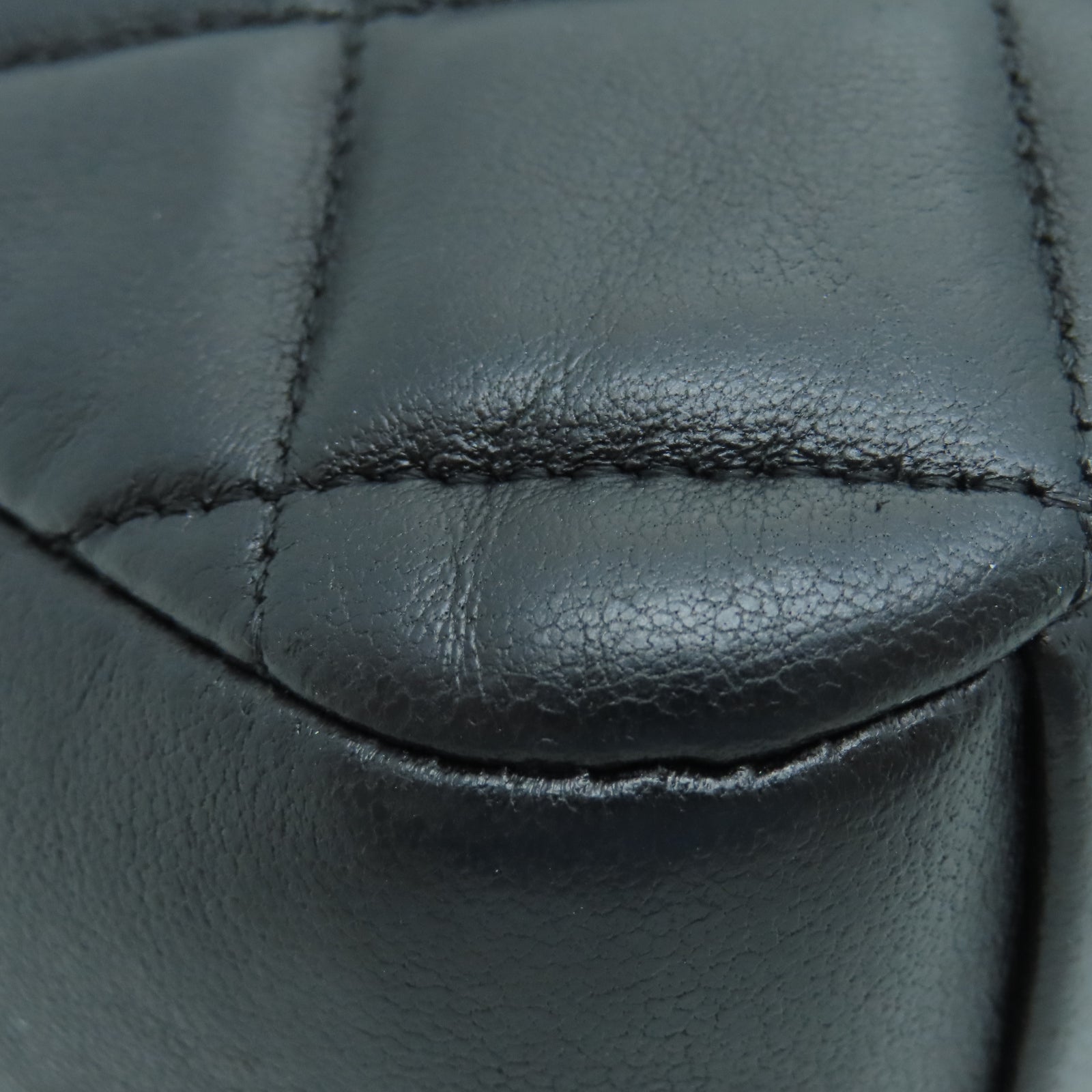 CHANEL 【激減優惠】菱格牛皮皮革Camera Bag金扣鏈帶肩背袋黑色