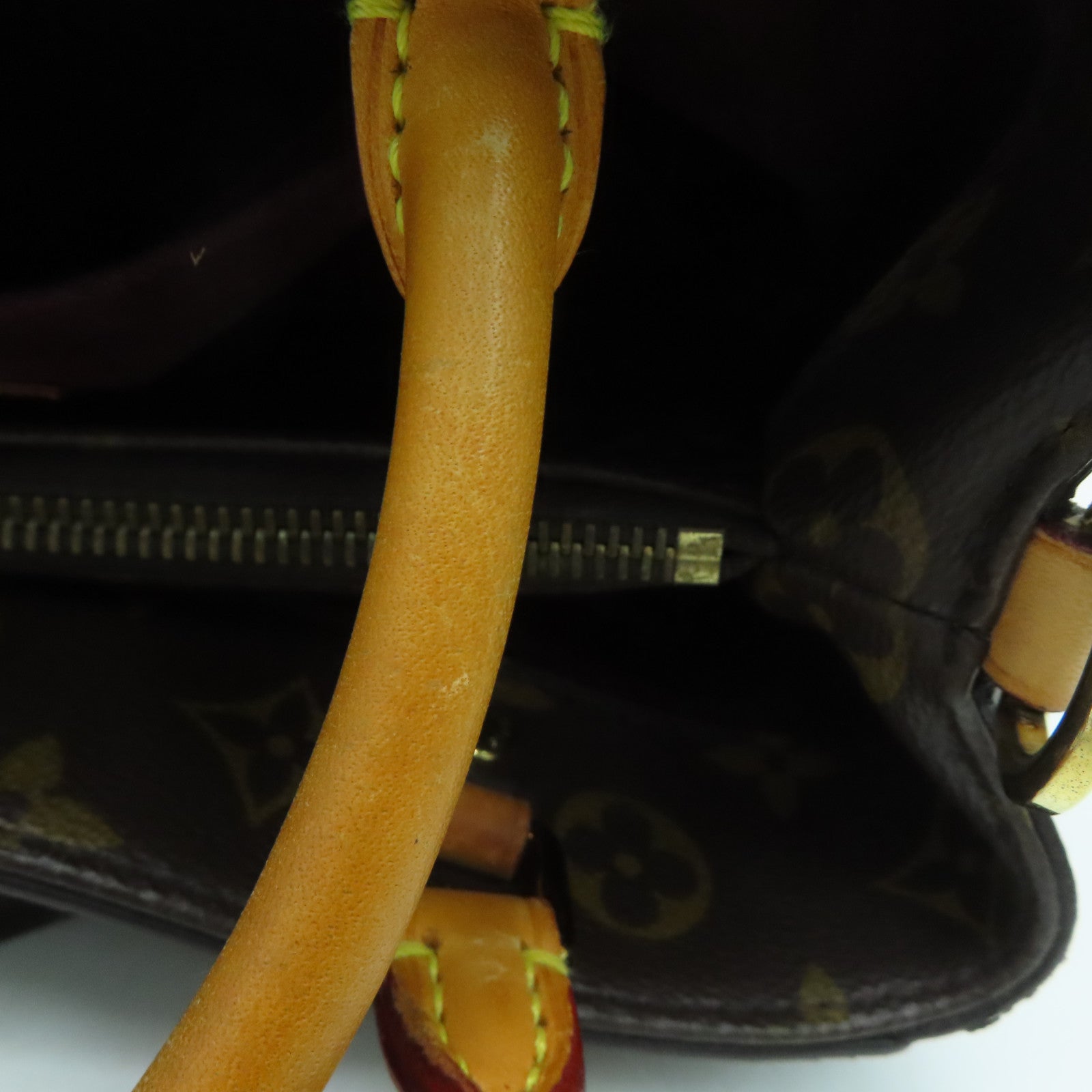 LOUIS VUITTON Monogram Montaigne BB金扣手挽肩背兩用袋啡色