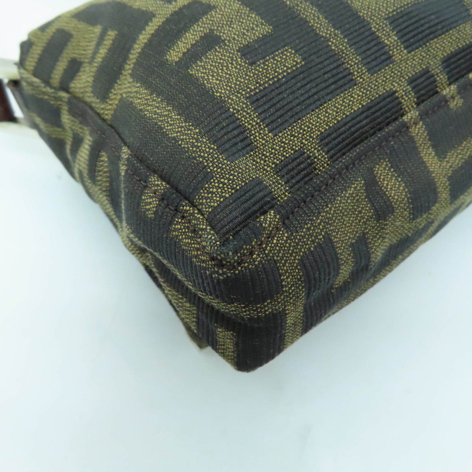 FENDI 帆布Shoulder Bag銀扣肩背袋棕色