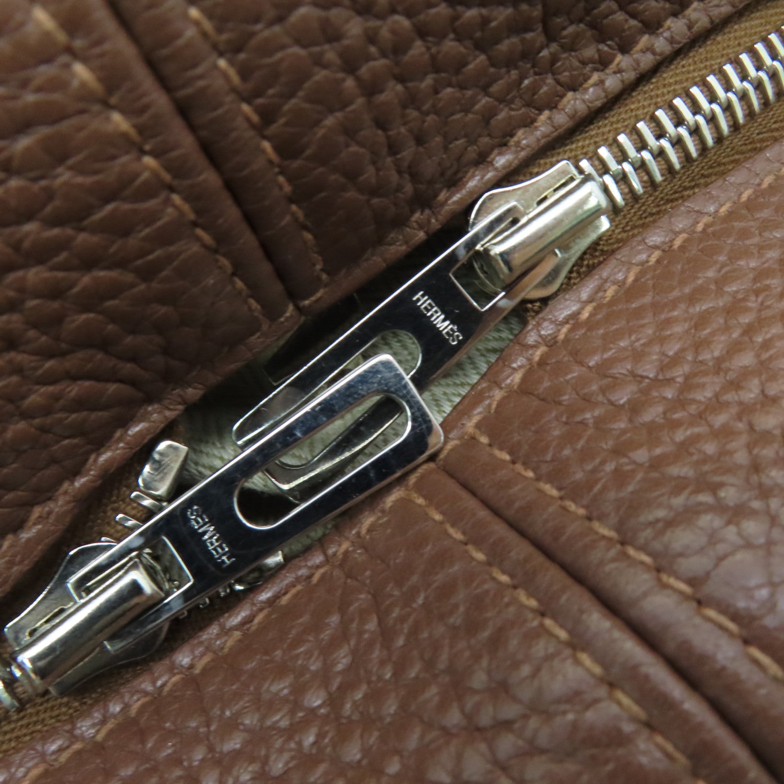 HERMES Clemence leather Victoria silver buckle handle bag / shoulder bag Alezan / brown