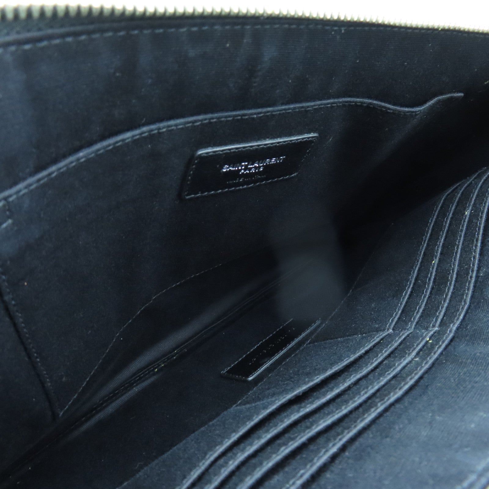 SAINT LAURENT 牛皮皮革Pouch銀扣手拿包黑色