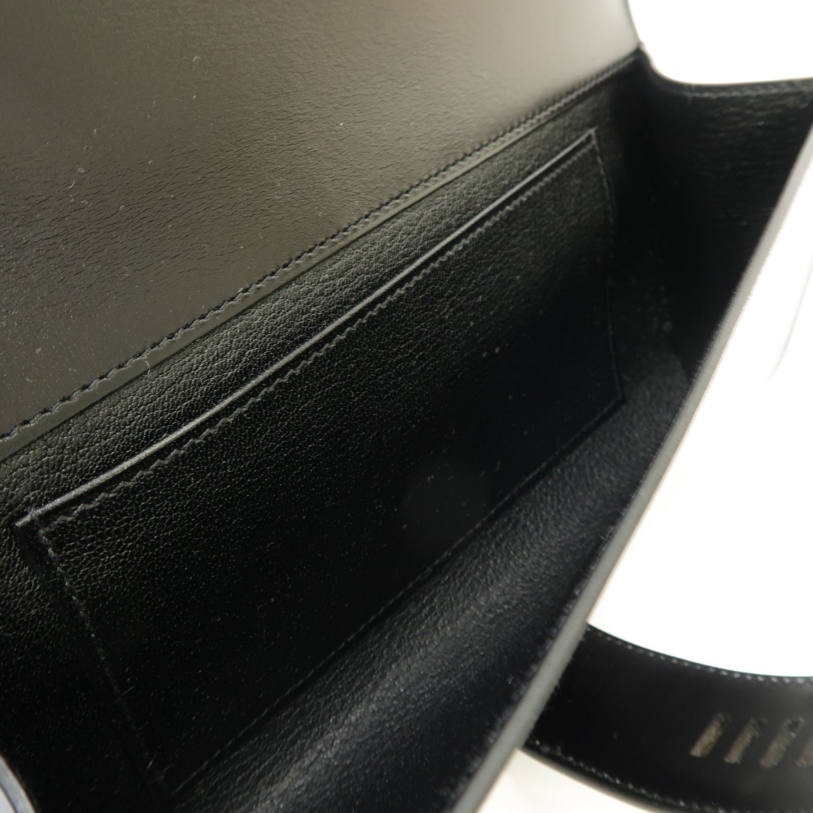 HERMES Box Calf皮革Medor Clutch金扣手拿包黑色