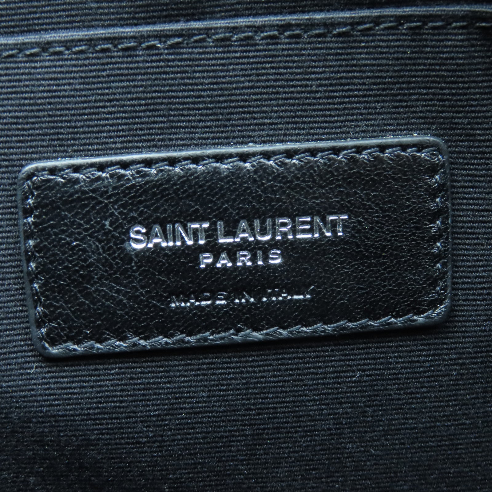 SAINT LAURENT 牛皮皮革Pouch銀扣手拿包黑色