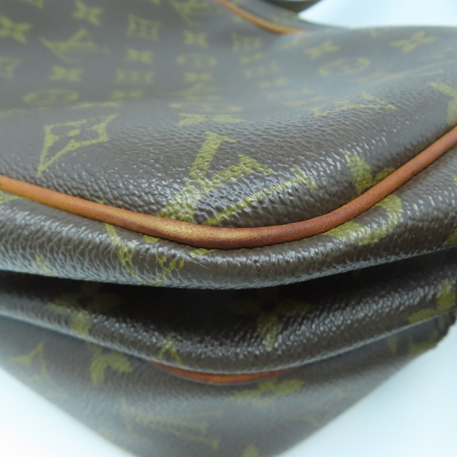 LOUIS VUITTON Monogram Reporter金扣肩背袋啡色