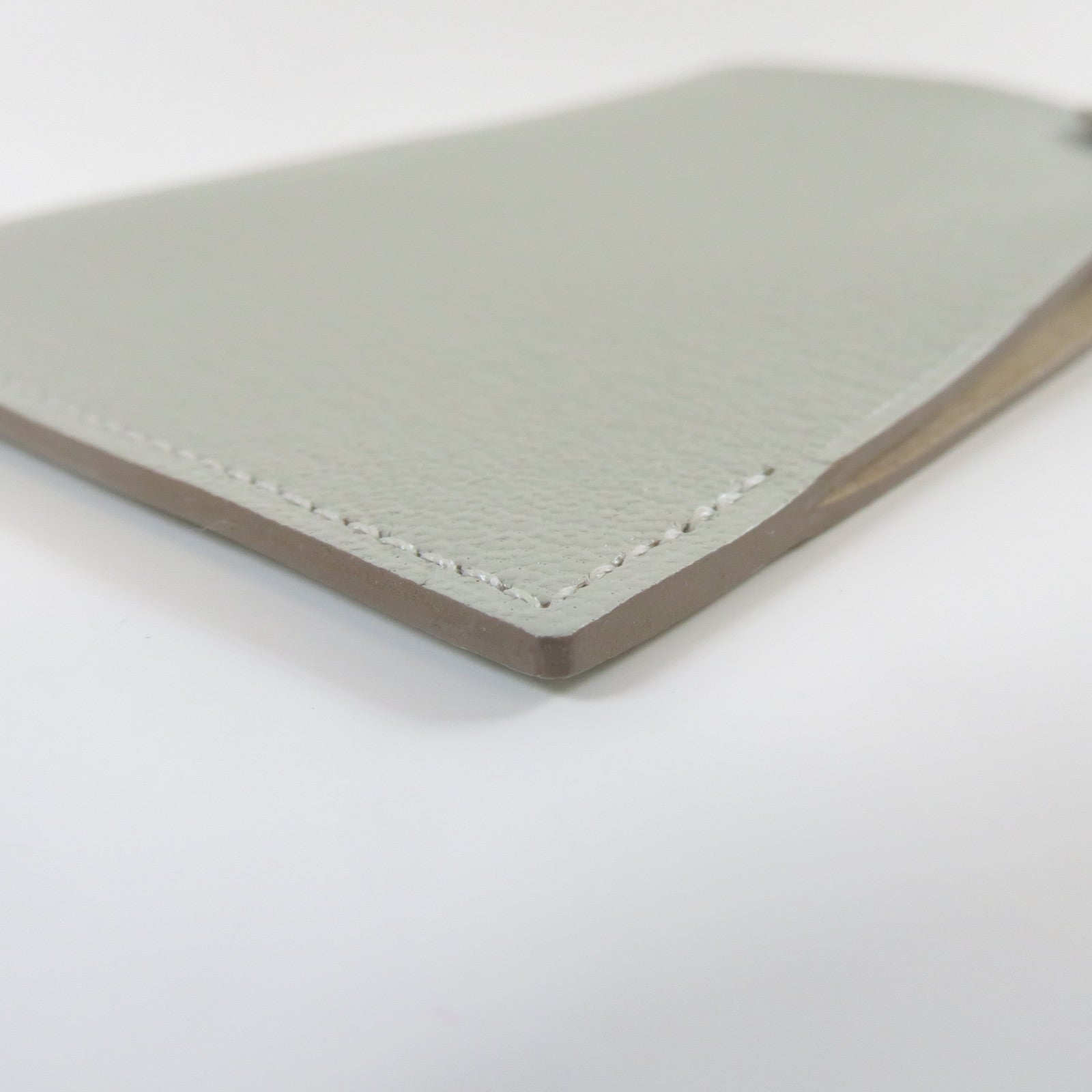 HERMES Chevre皮革Passport Case銀扣護照套灰色