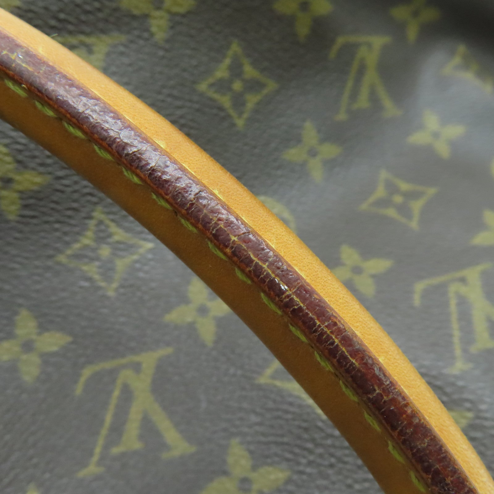 LOUIS VUITTON Monogram Lockit Horizontal gold buckle handle bag brown