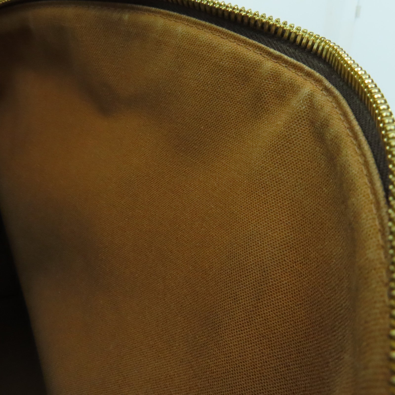 LOUIS VUITTON Monogram Lockit Horizontal gold buckle handle bag brown