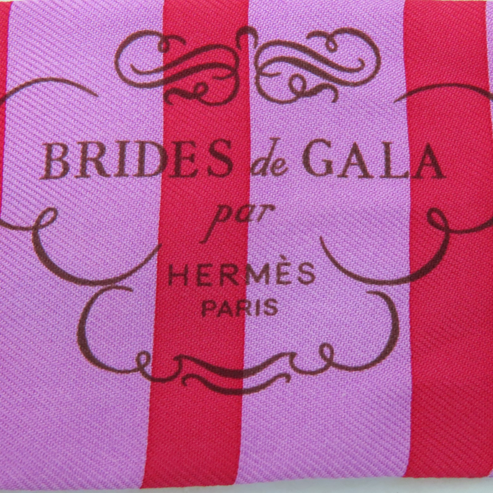 HERMES Silk Twilly Scarf Pink