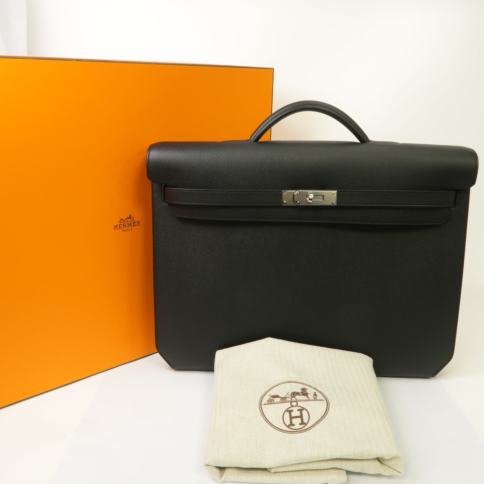 HERMES Epsom皮革Kelly Depeches 36 Briefcase銀扣公事包黑色