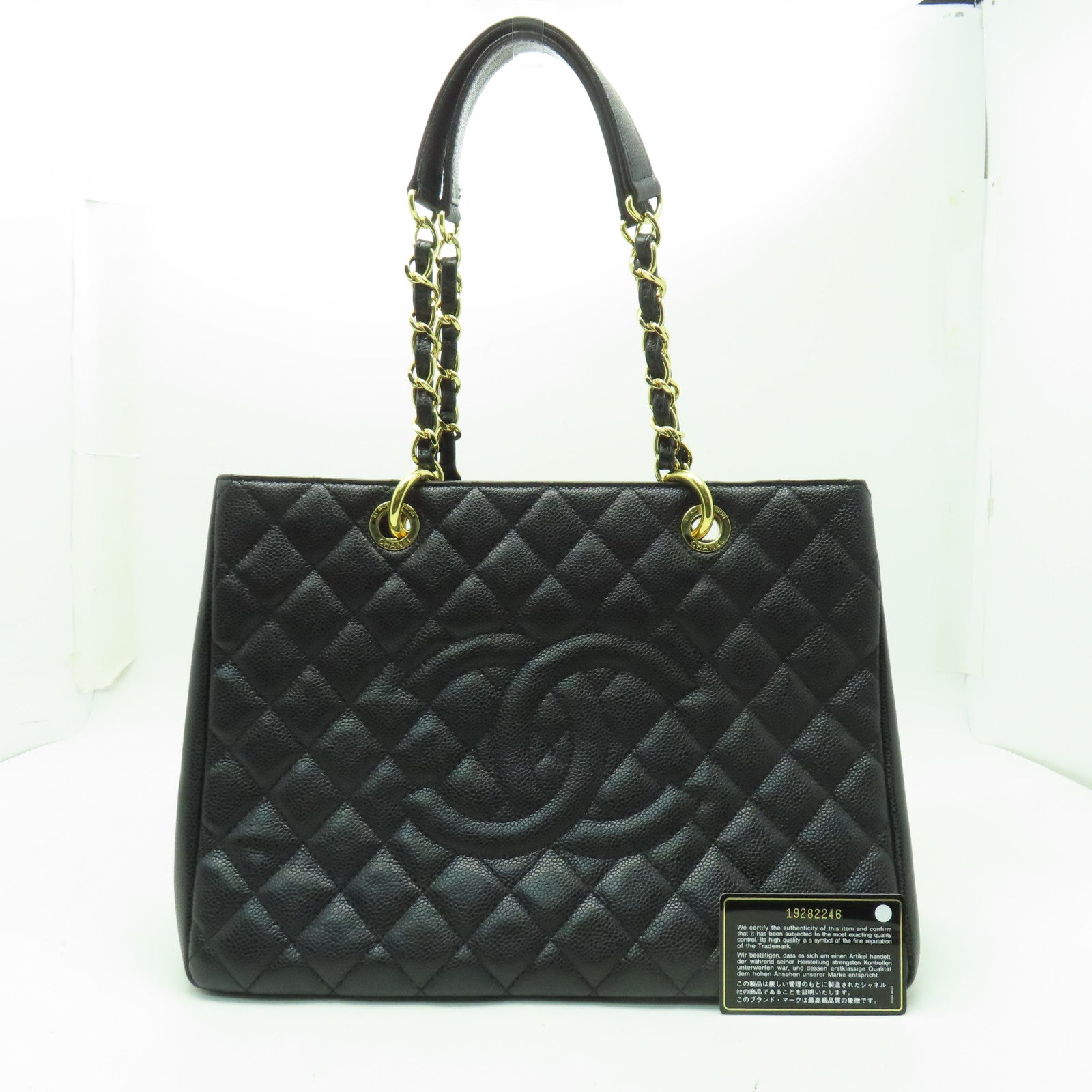 CHANEL 菱格Caviar皮革GST金扣肩背袋黑色