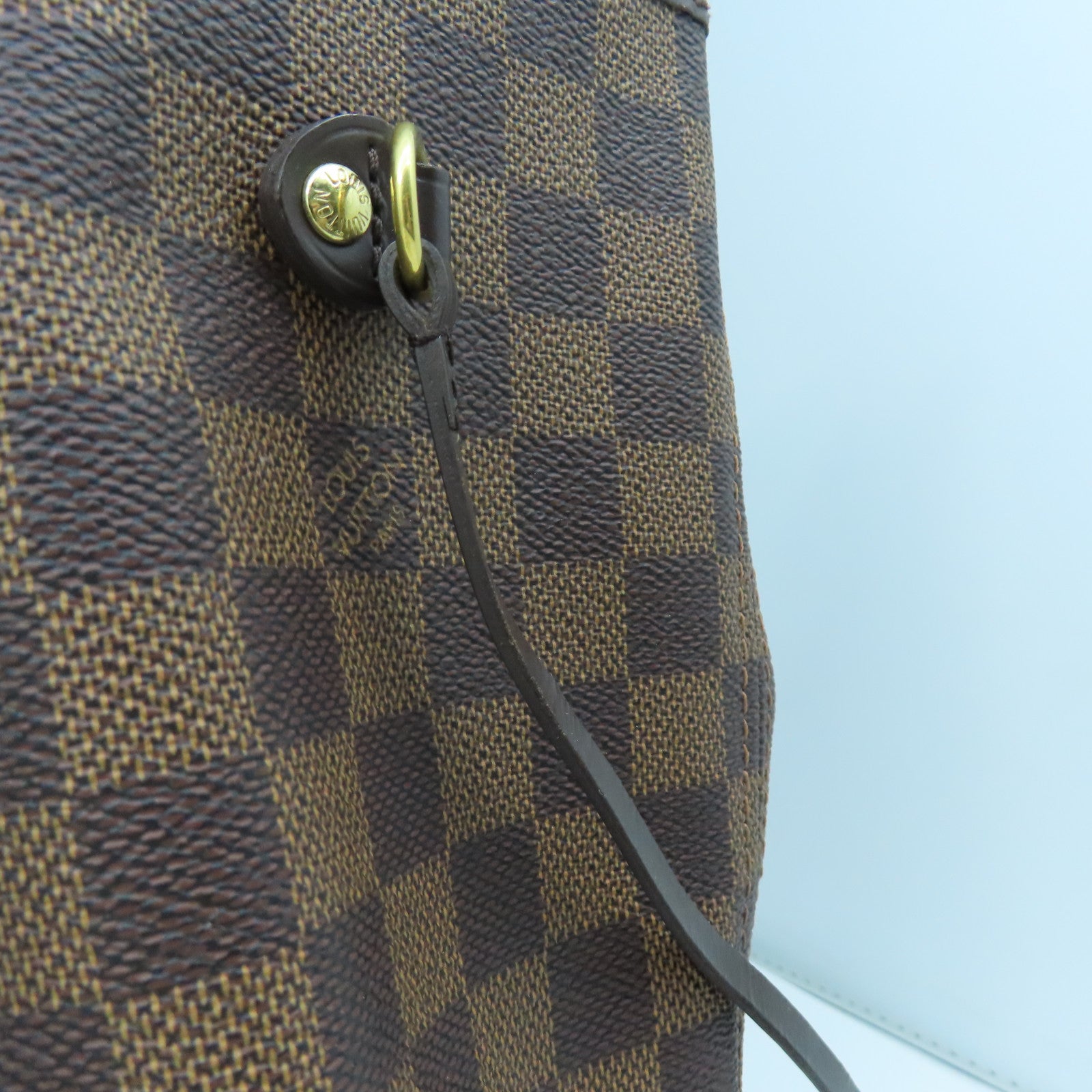 LOUIS VUITTON Damier Neverfull MM gold buckle handle bag brown