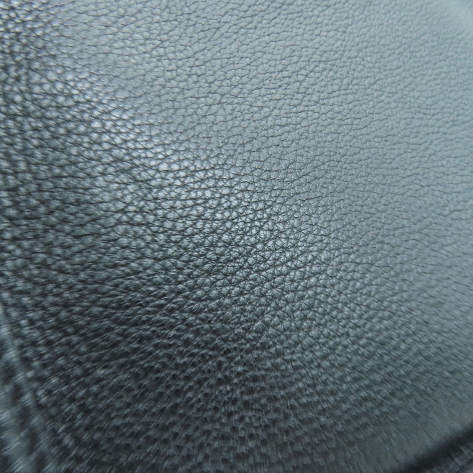 PRADA 牛皮皮革Shoulder Bag银扣肩背袋黑色