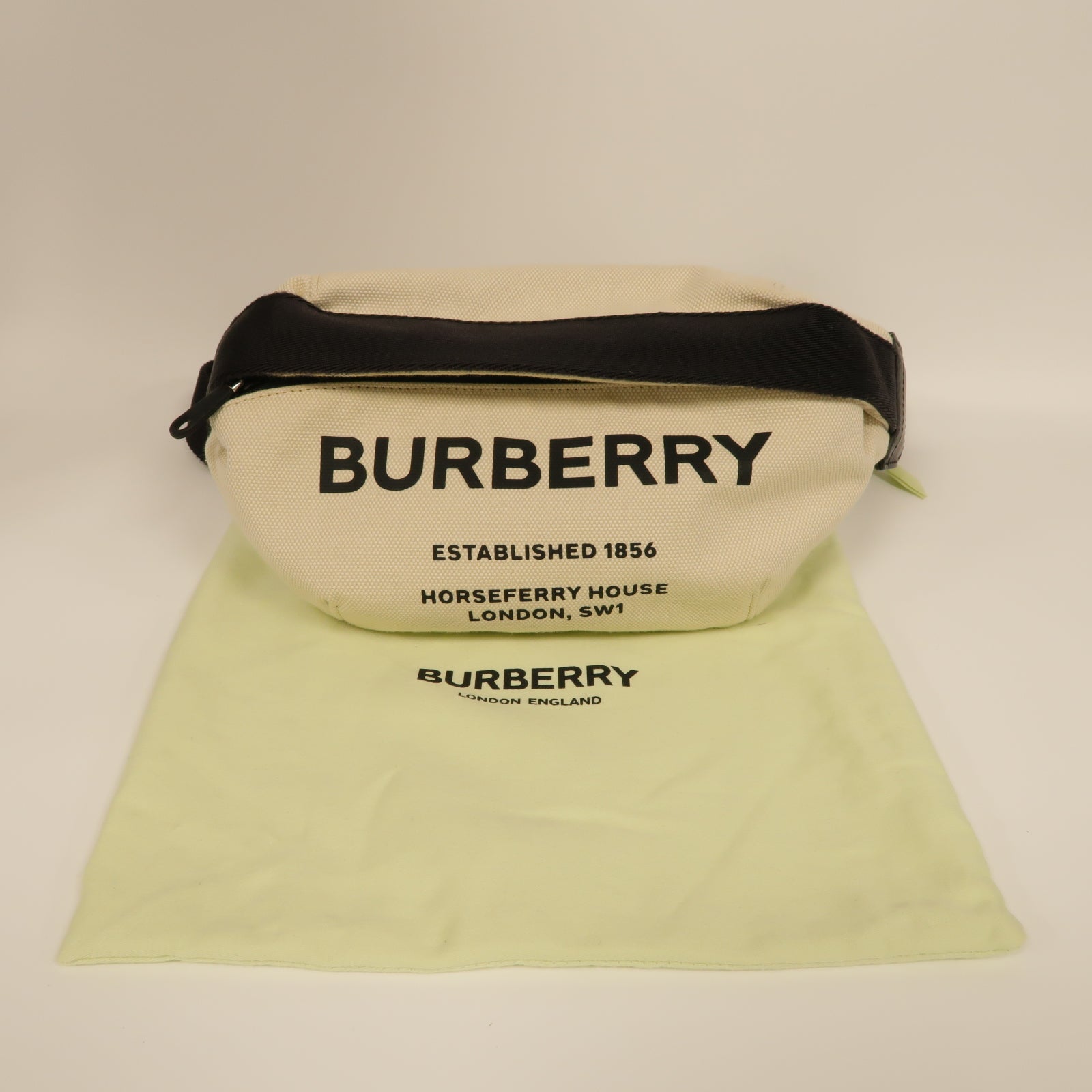 BURBERRY 帆布Waist Bag腰包黒色/白色