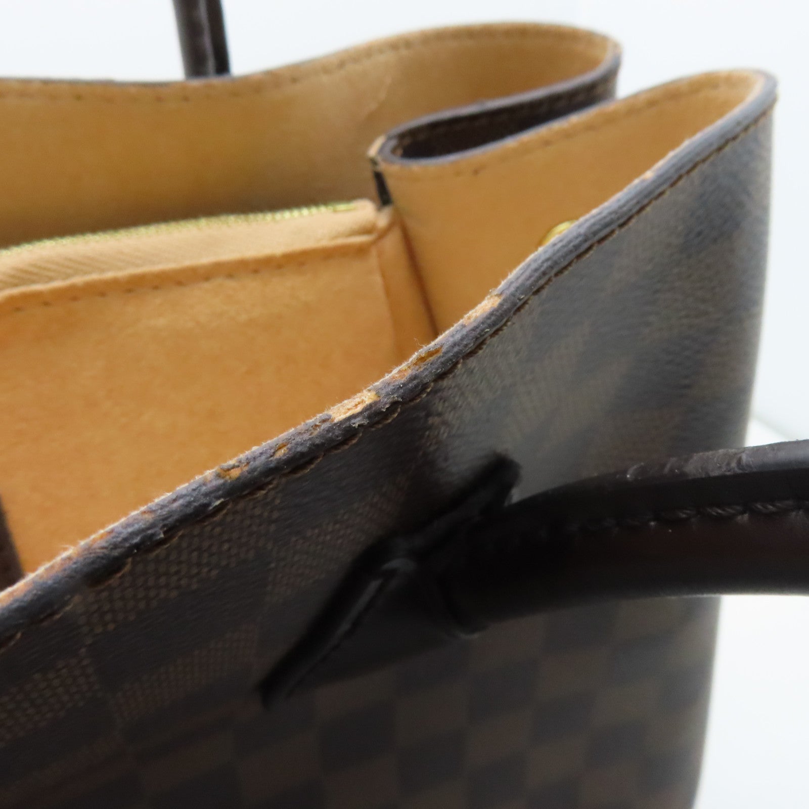 LOUIS VUITTON Damier Kensington gold buckle shoulder shoulder bag brown