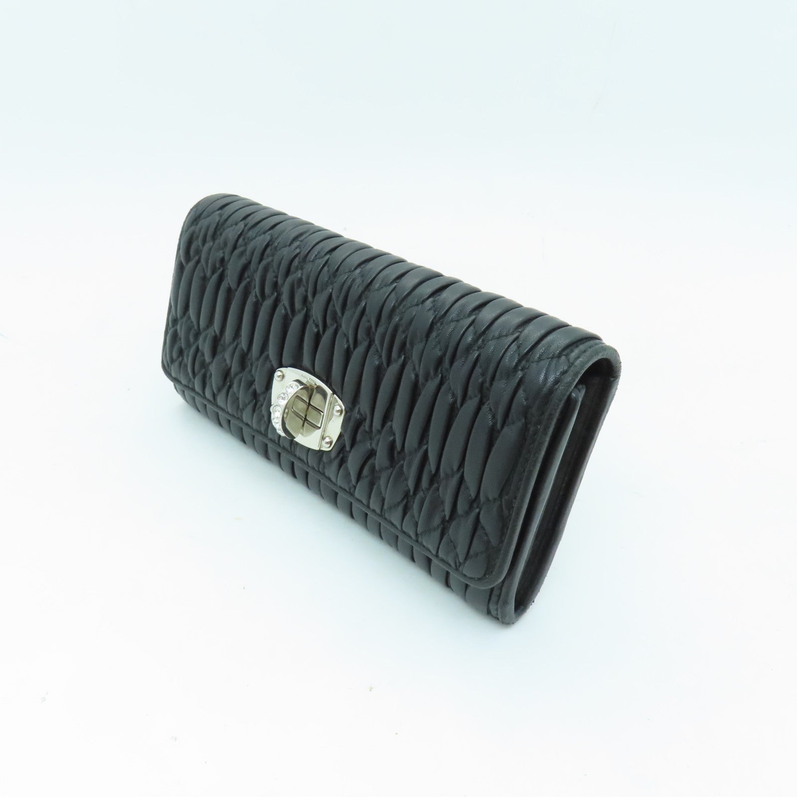Miu Miu 羊皮皮革Long Wallet銀扣長錢包黑色