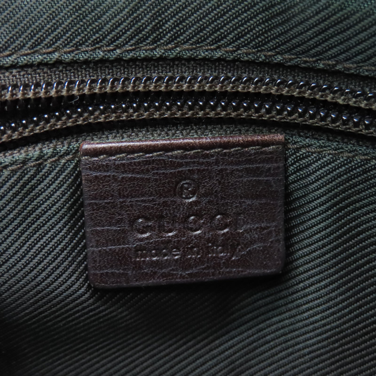 GUCCI coated canvas Shoulder Bag silver buckle shoulder bag brown