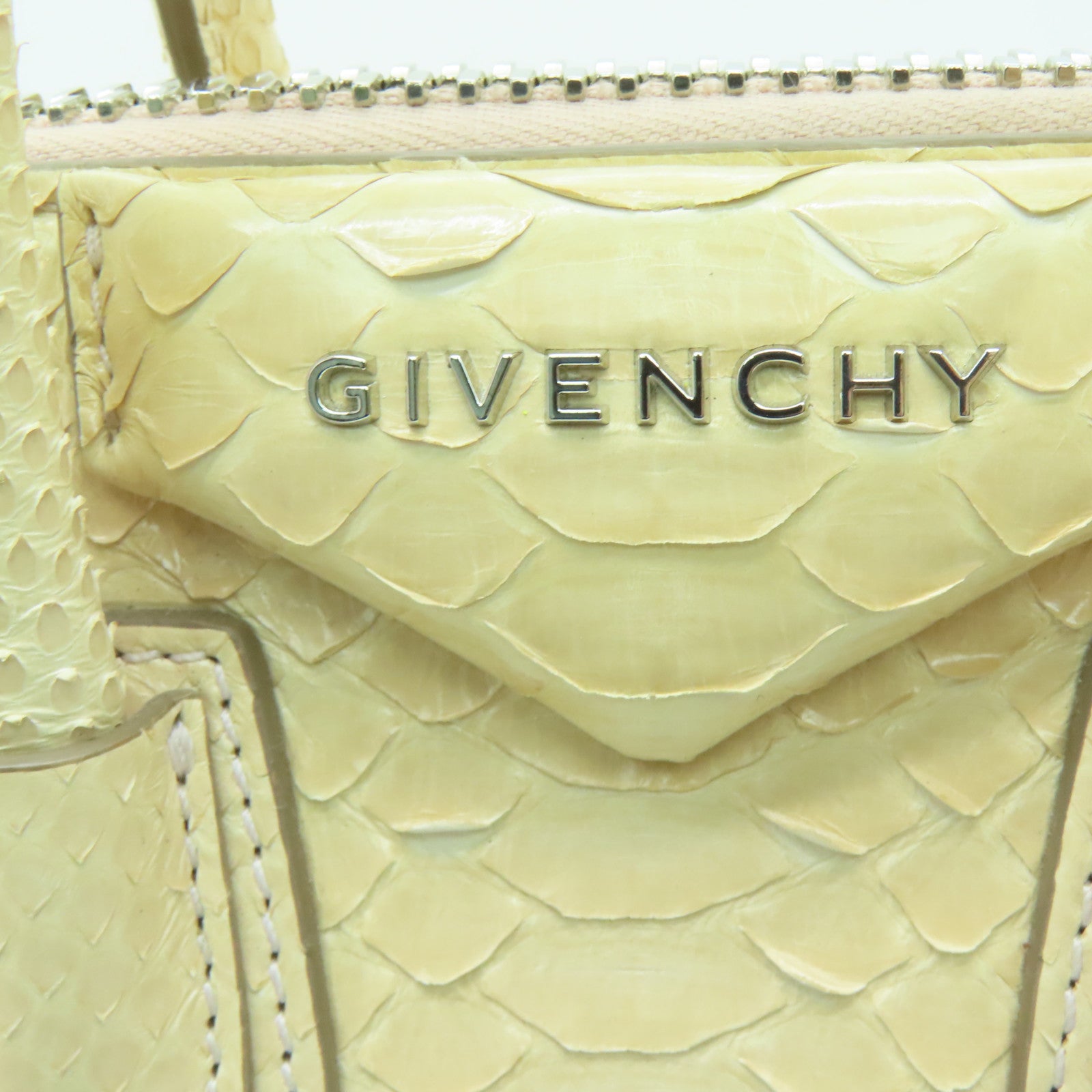 GIVENCHY Snakeskin Leather Way Shoulder Bag Silver Buckle Handle Shoulder Bag Beige