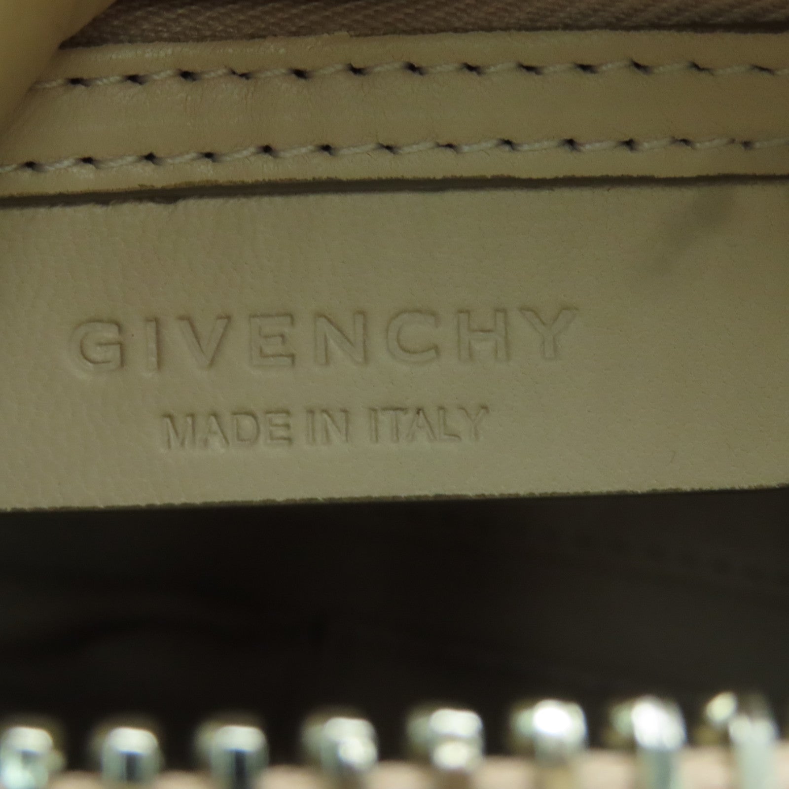 GIVENCHY 蛇皮皮革2 Way Shoulder Bag銀扣手挽肩背兩用袋米色
