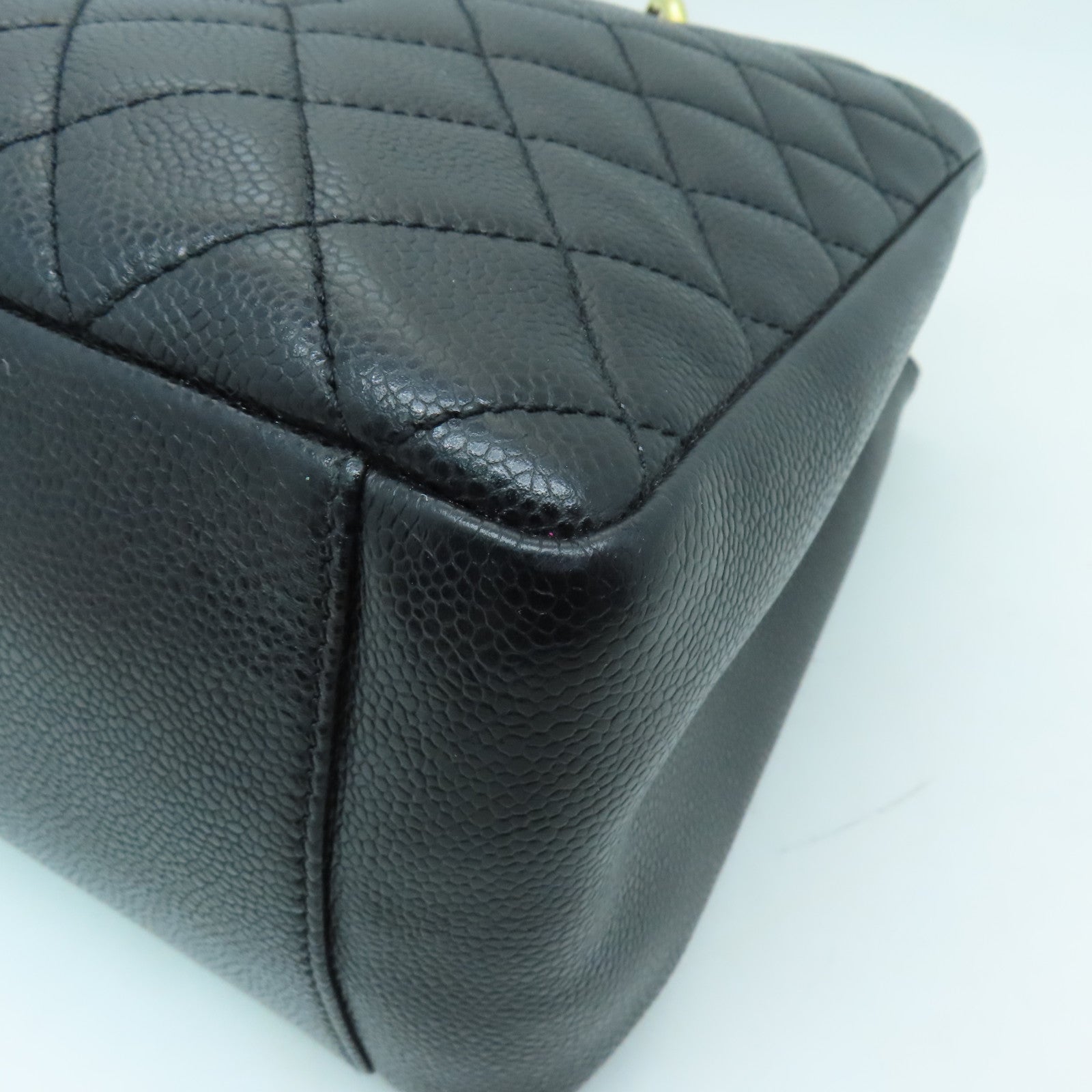 CHANEL 菱格Caviar皮革GST金扣手挽袋黑色